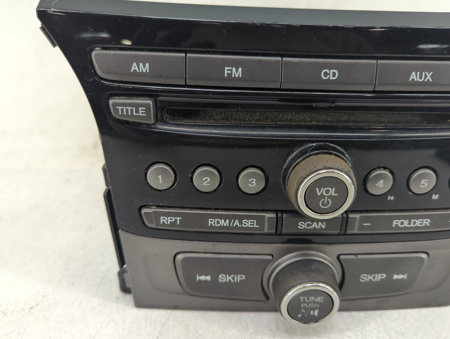 2012 Honda Pilot Radio AM FM Cd Player Receiver Replacement Fits OEM Used Auto Parts - Oemusedautoparts1.com