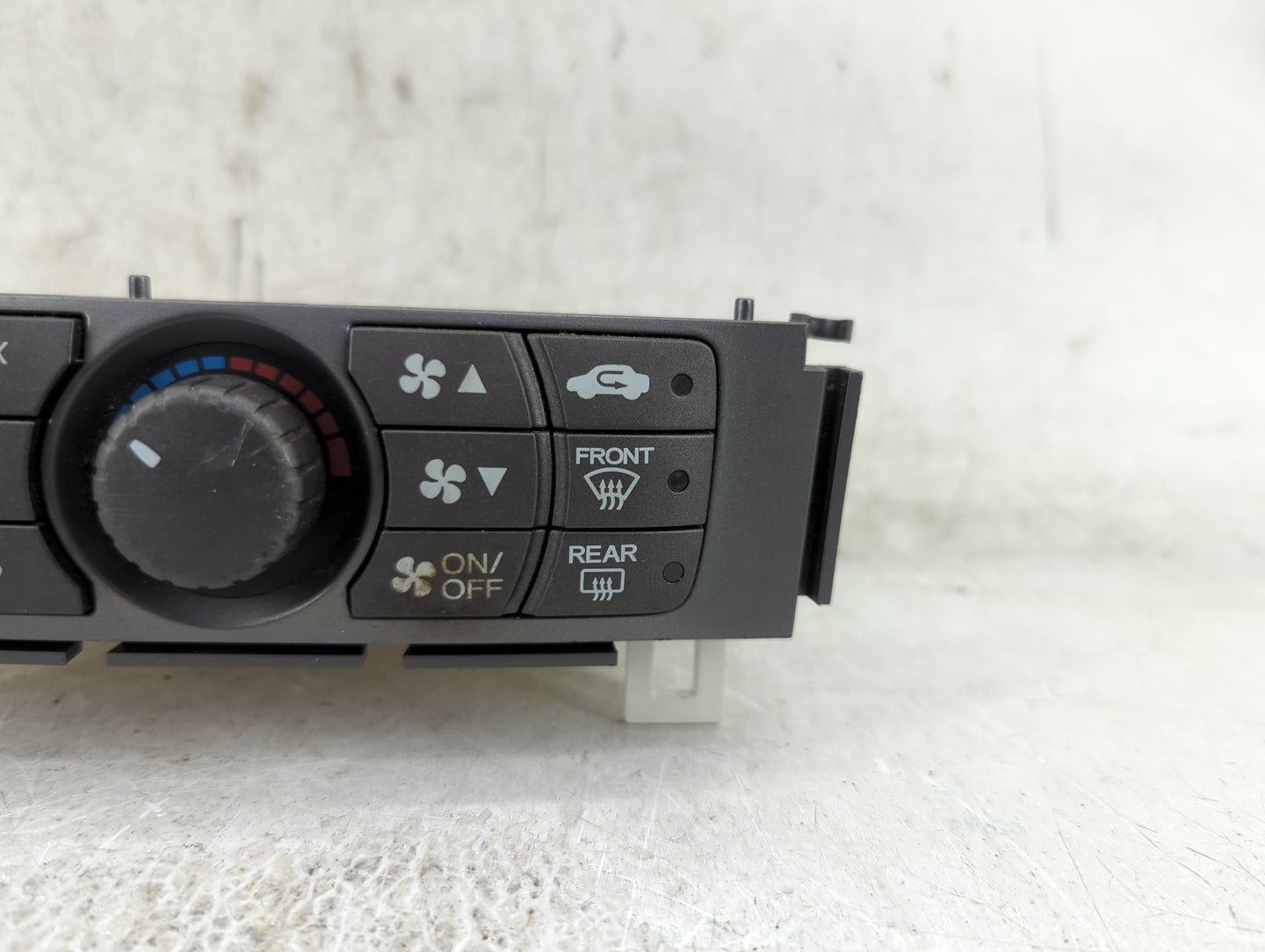 2012 Honda Pilot Climate Control Module Temperature AC/Heater Replacement P/N:79500SZAA110M1 Fits OEM Used Auto Parts - Oemu