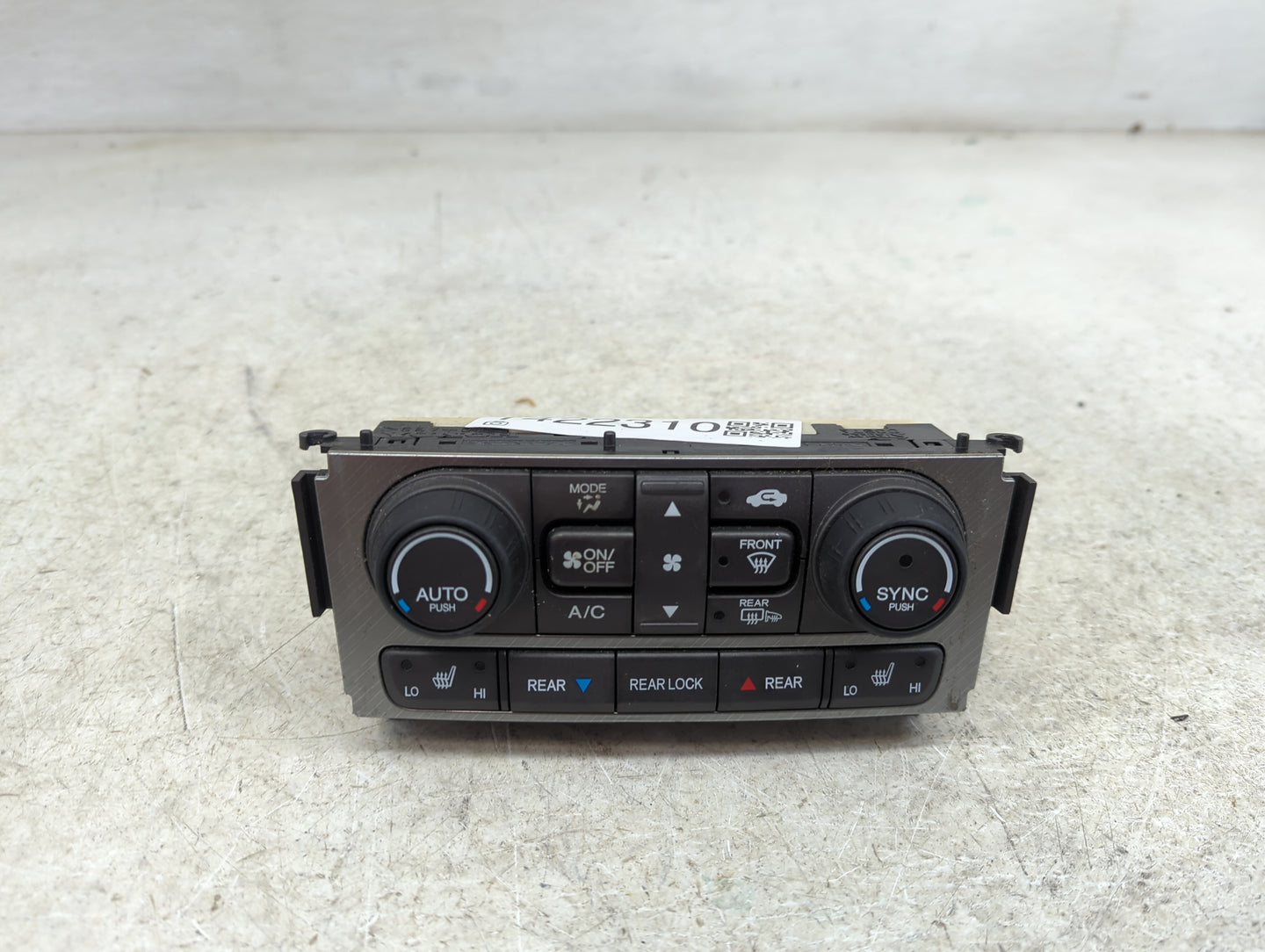 2012 Honda Pilot Radio AM FM Cd Player Receiver Replacement P/N:NH834L Fits OEM Used Auto Parts - Oemusedautoparts1.com