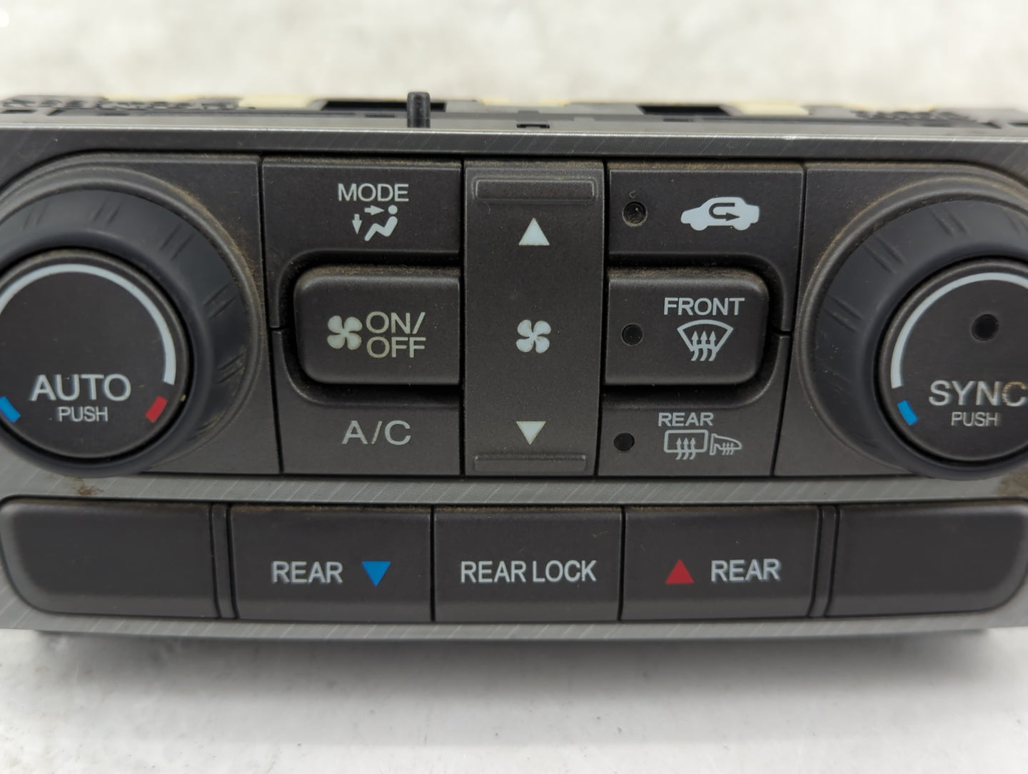 2012 Honda Pilot Climate Control Module Temperature AC/Heater Replacement P/N:79600SZAA010M1 11512121250 Fits OEM Used Auto 