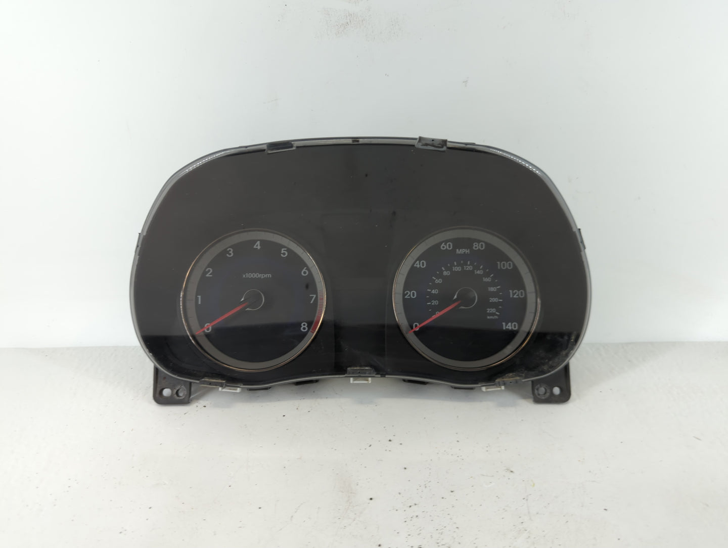 2012-2013 Hyundai Accent Instrument Cluster Speedometer Gauges P/N:94001-1R000 Fits Fits 2012 2013 OEM Used Auto Parts - Oem