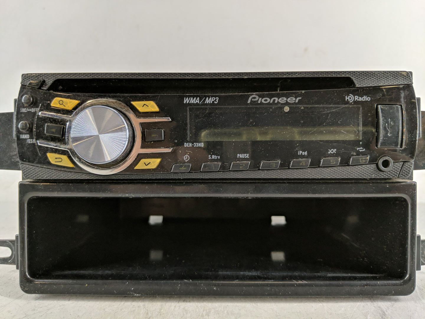 2012-2014 Hyundai Accent Radio AM FM Cd Player Receiver Replacement Fits Fits 2012 2013 2014 OEM Used Auto Parts - Oemusedau