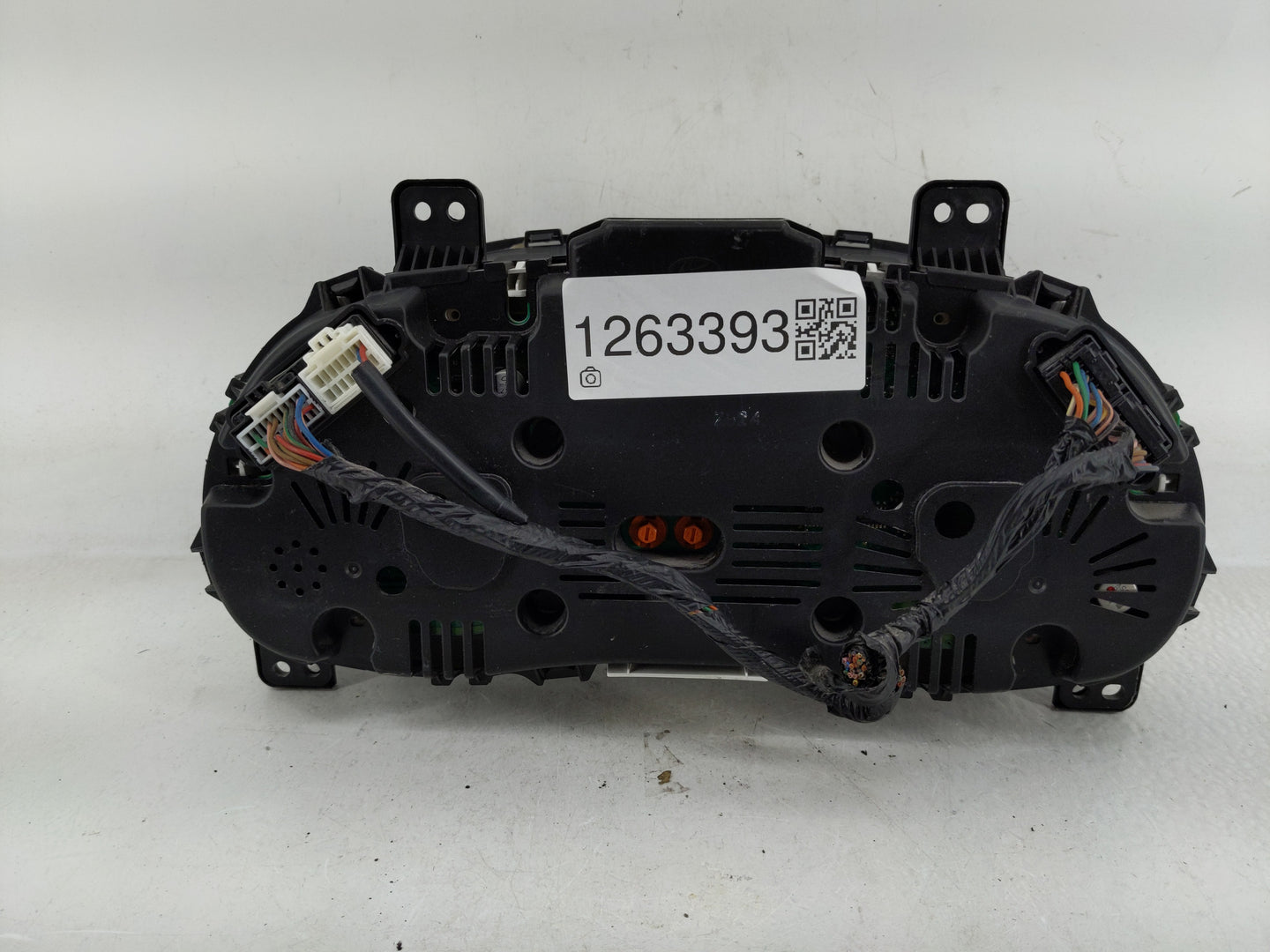 2012-2013 Hyundai Accent Instrument Cluster Speedometer Gauges P/N:94001-1R000 Fits Fits 2012 2013 OEM Used Auto Parts - Oem
