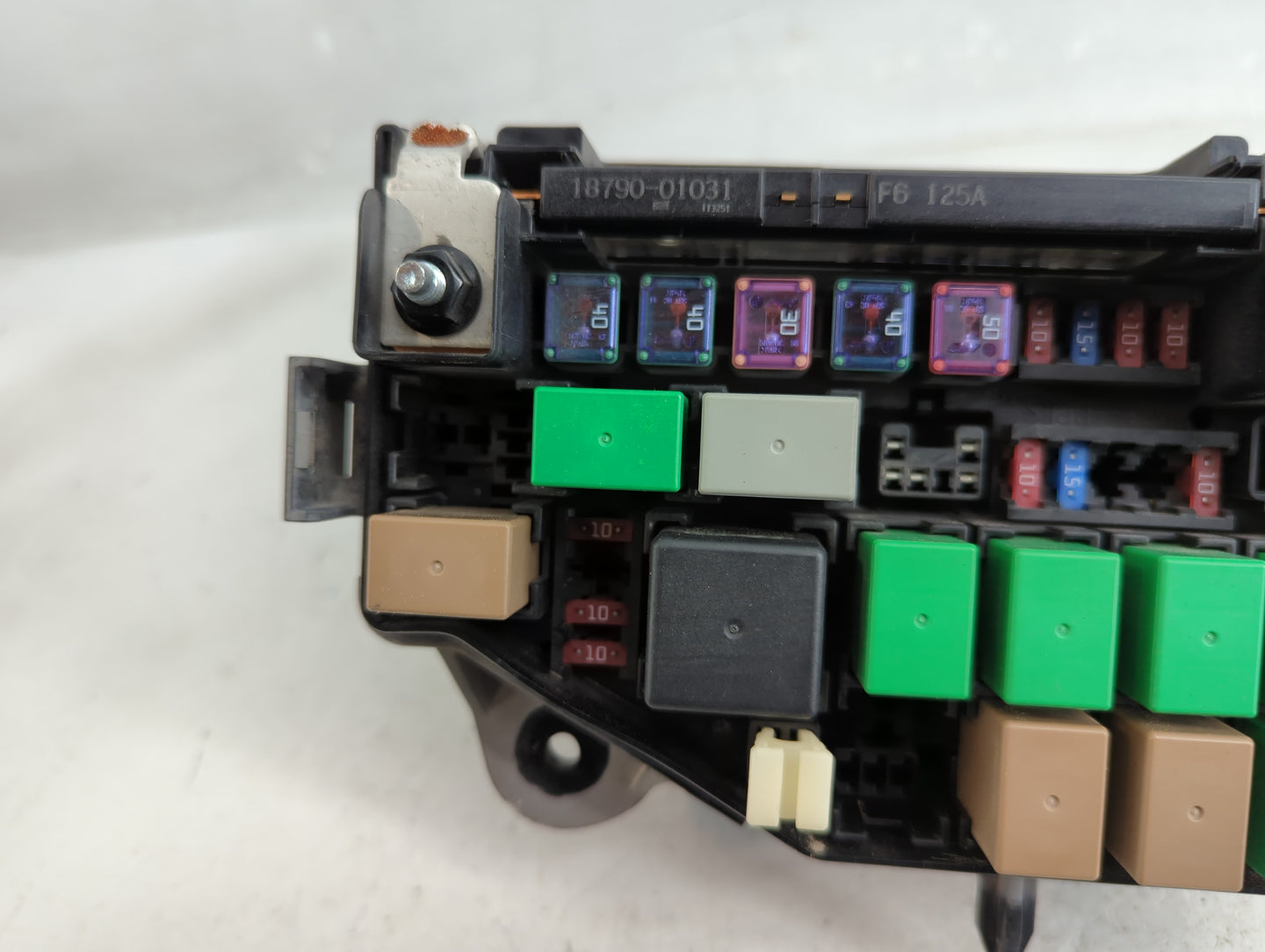 2012-2013 Hyundai Accent Fusebox Fuse Box Panel Relay Module P/N:912211R472 Fits Fits 2012 2013 OEM Used Auto Parts - Oemuse
