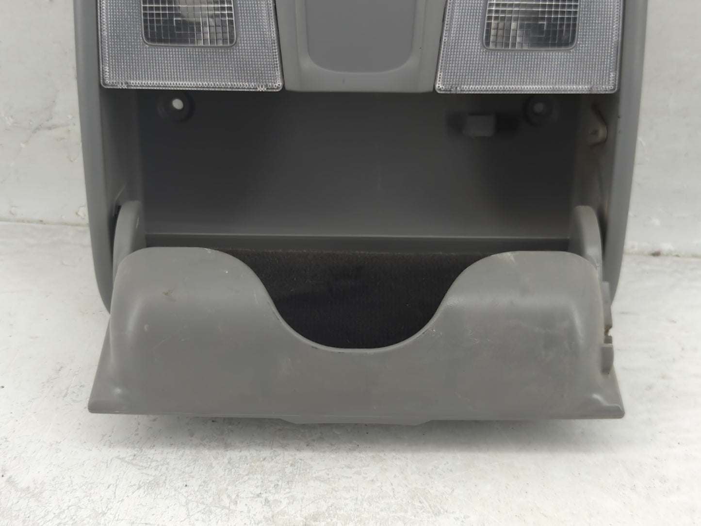 2012-2017 Hyundai Accent Overhead Roof Console 1321947 - Oemusedautoparts1.com