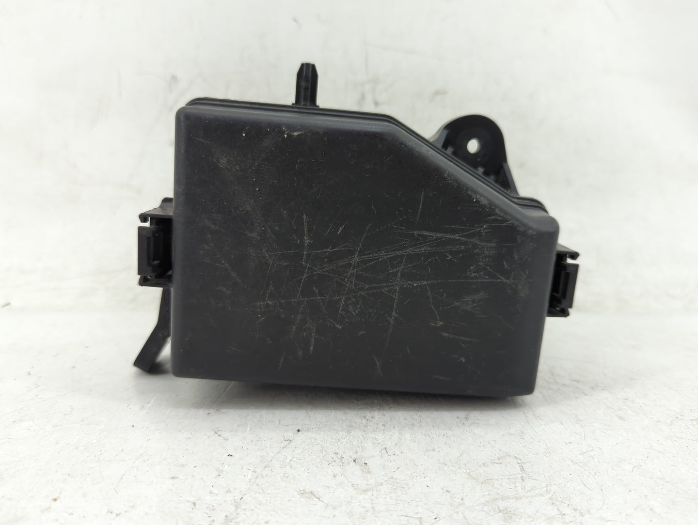 2012-2013 Hyundai Accent Fusebox Fuse Box Panel Relay Module P/N:91221 1R513 912211R472 Fits Fits 2012 2013 OEM Used Auto Pa