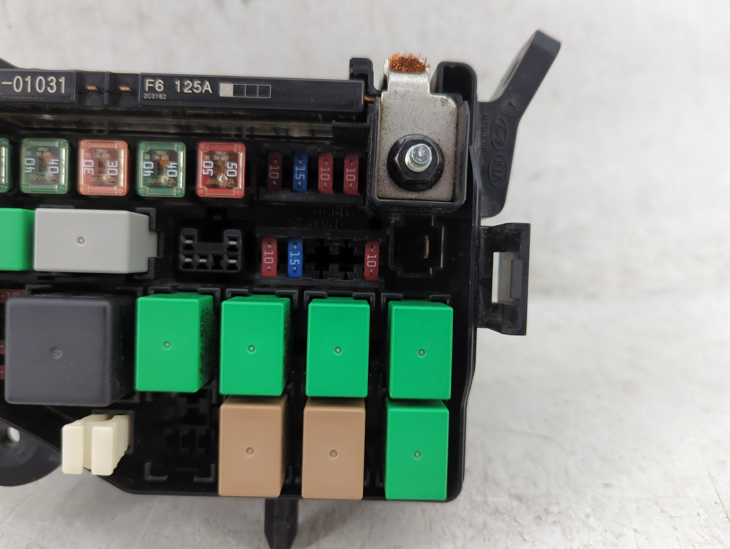 2012-2013 Hyundai Accent Fusebox Fuse Box Panel Relay Module P/N:91221 1R513 912211R472 Fits Fits 2012 2013 OEM Used Auto Pa