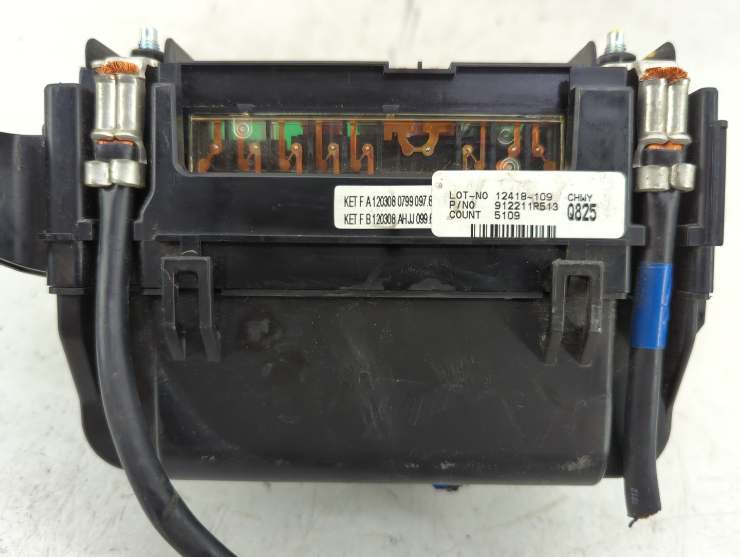2012-2013 Hyundai Accent Fusebox Fuse Box Panel Relay Module P/N:91221 1R513 912211R472 Fits Fits 2012 2013 OEM Used Auto Pa