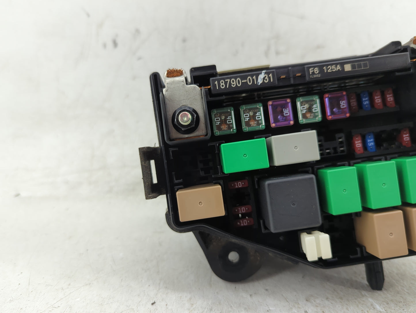 2012-2013 Hyundai Accent Fusebox Fuse Box Panel Relay Module P/N:91221-1R712 Fits Fits 2012 2013 OEM Used Auto Parts - Oemus