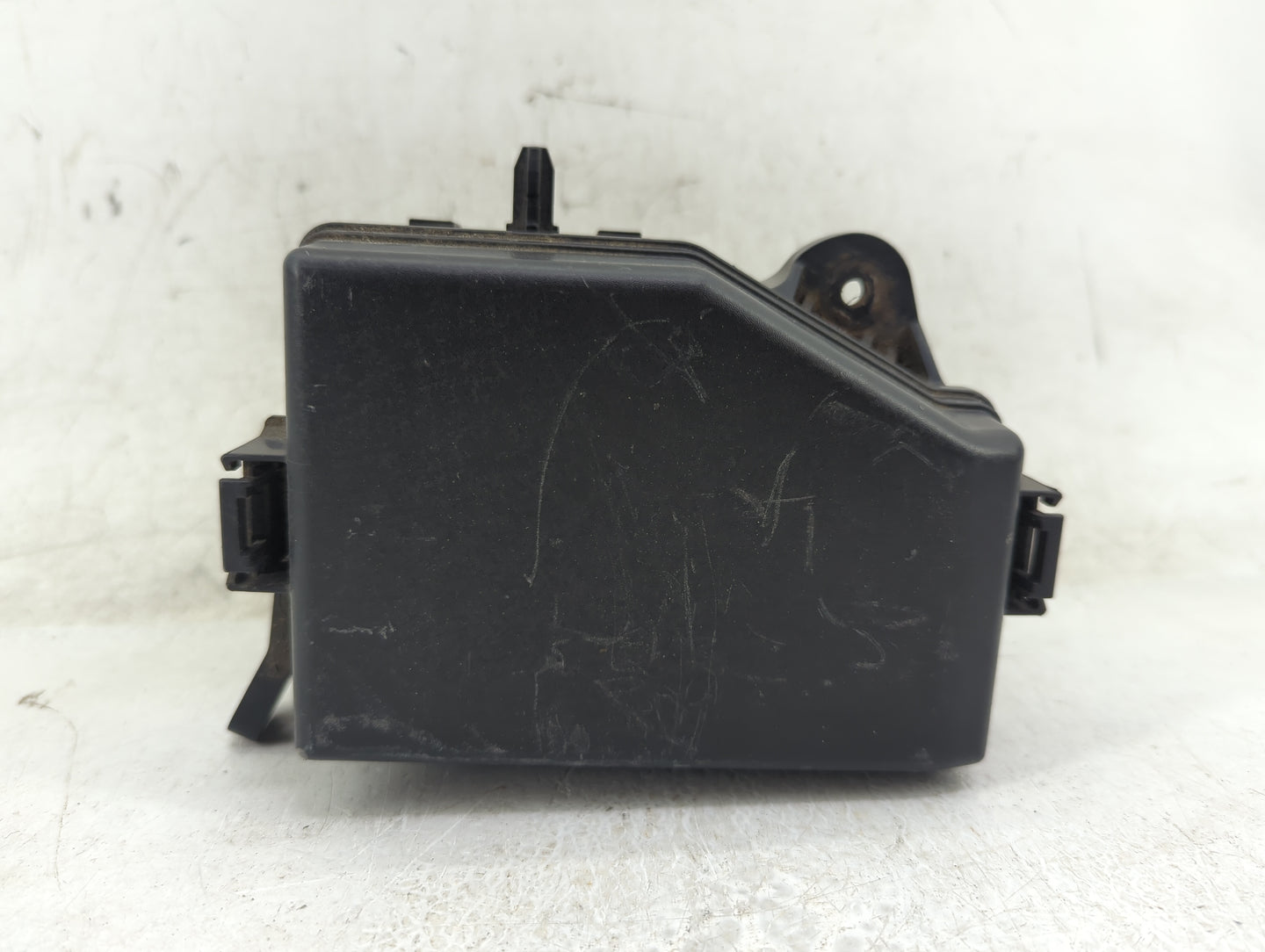 2012-2013 Hyundai Accent Fusebox Fuse Box Panel Relay Module P/N:912211R712 Fits Fits 2012 2013 OEM Used Auto Parts - Oemuse