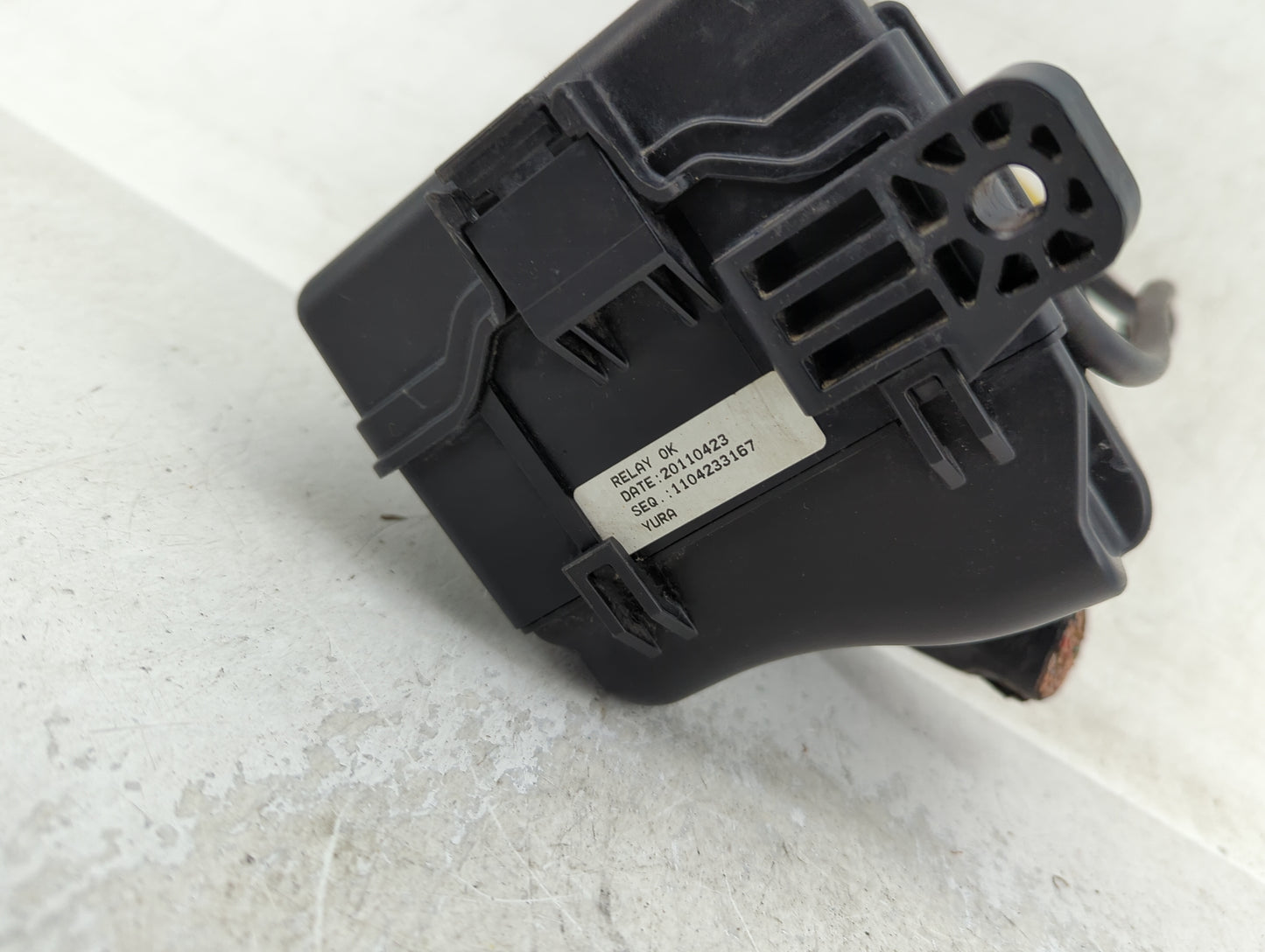 2012-2013 Hyundai Accent Fusebox Fuse Box Panel Relay Module P/N:91221-1R712 Fits Fits 2012 2013 OEM Used Auto Parts - Oemus