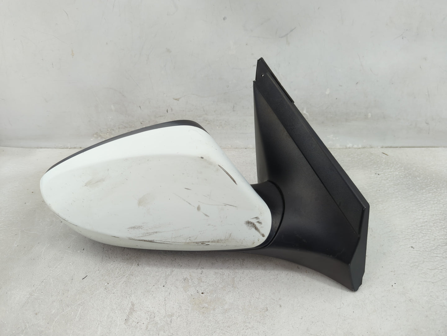 2012-2017 Hyundai Accent Passenger Side View Mirror - Right Door Mirror OEM Used - Oemusedautoparts1.com