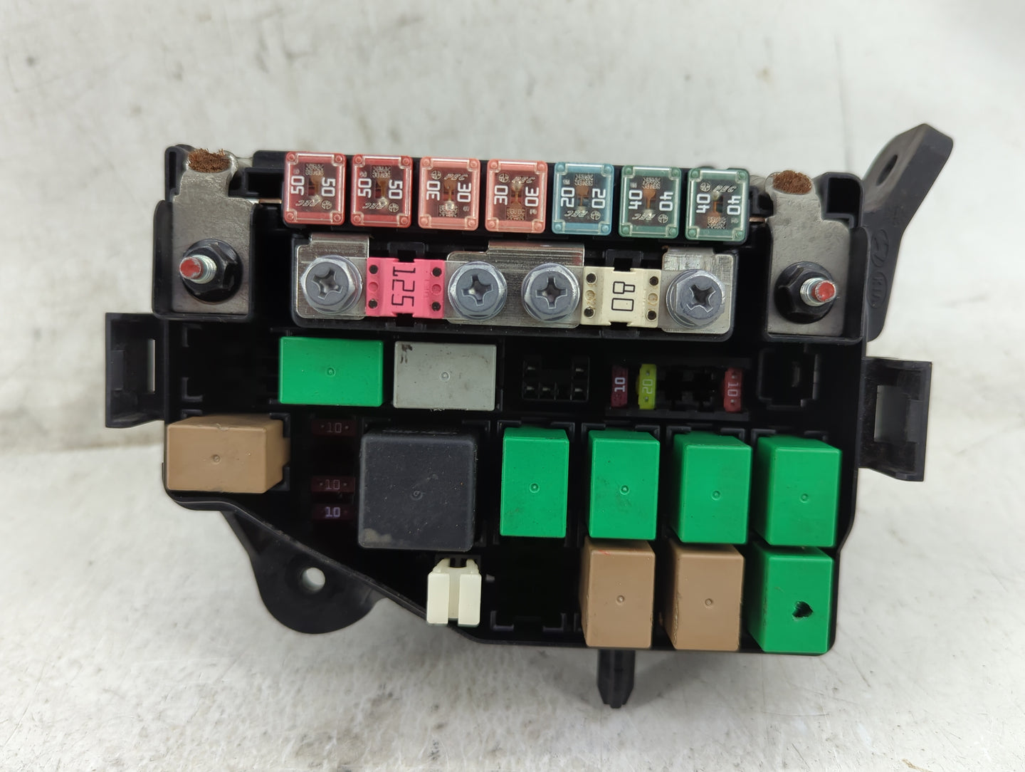 2012-2013 Hyundai Accent Fusebox Fuse Box Panel Relay Module P/N:912211R533 Fits Fits 2012 2013 OEM Used Auto Parts - Oemuse