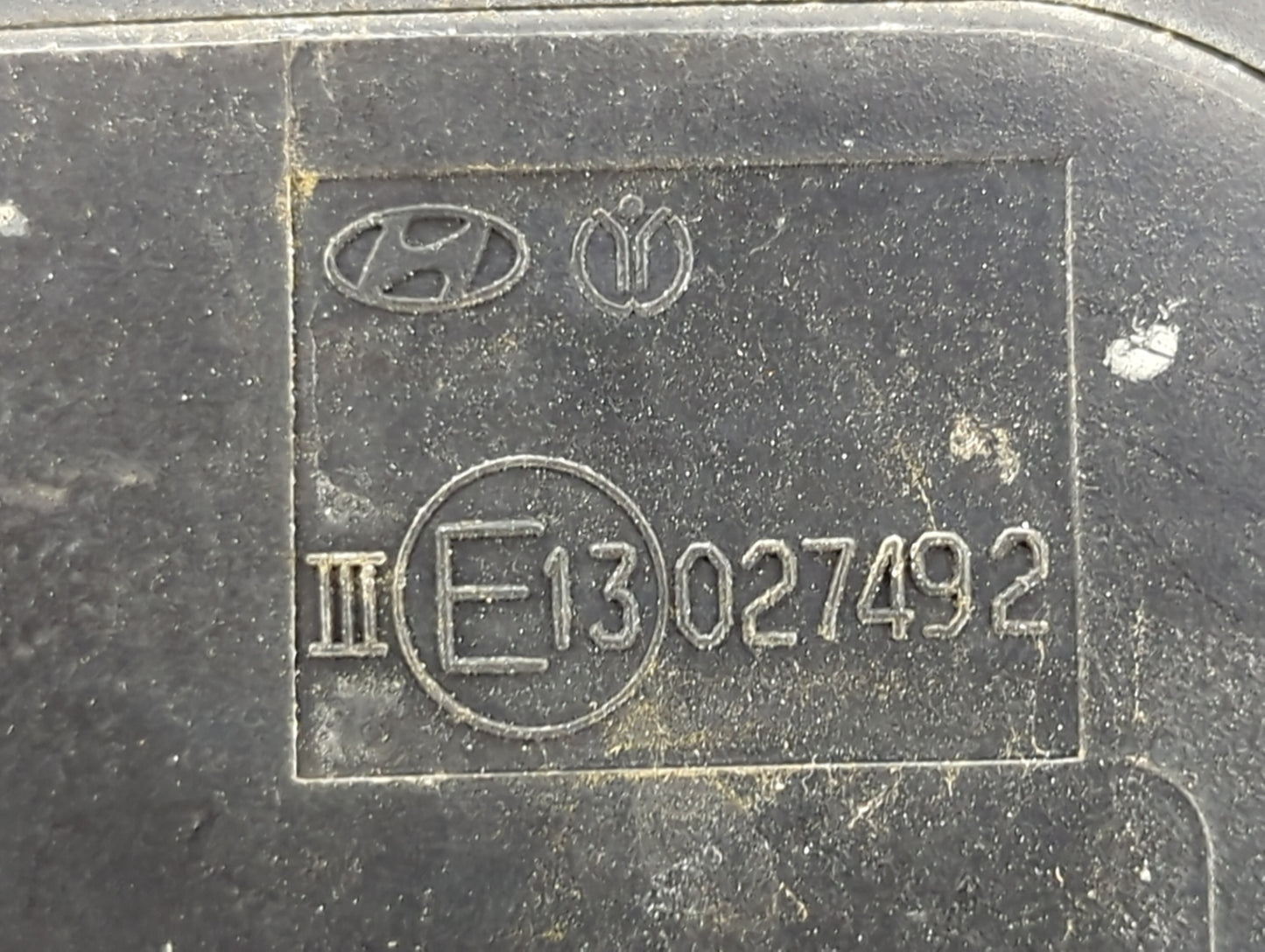 2012-2017 Hyundai Accent Driver Side View Mirror - Left Door Mirror OEM Used - Oemusedautoparts1.com