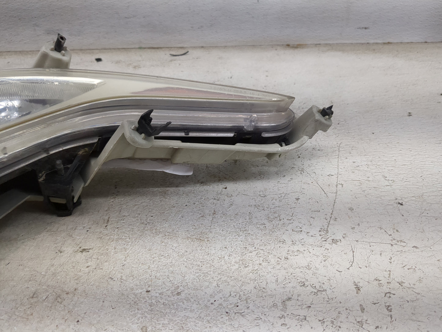 2012-2017 Hyundai Accent Driver Left Oem Fog Light Lamp White - Oemusedautoparts1.com