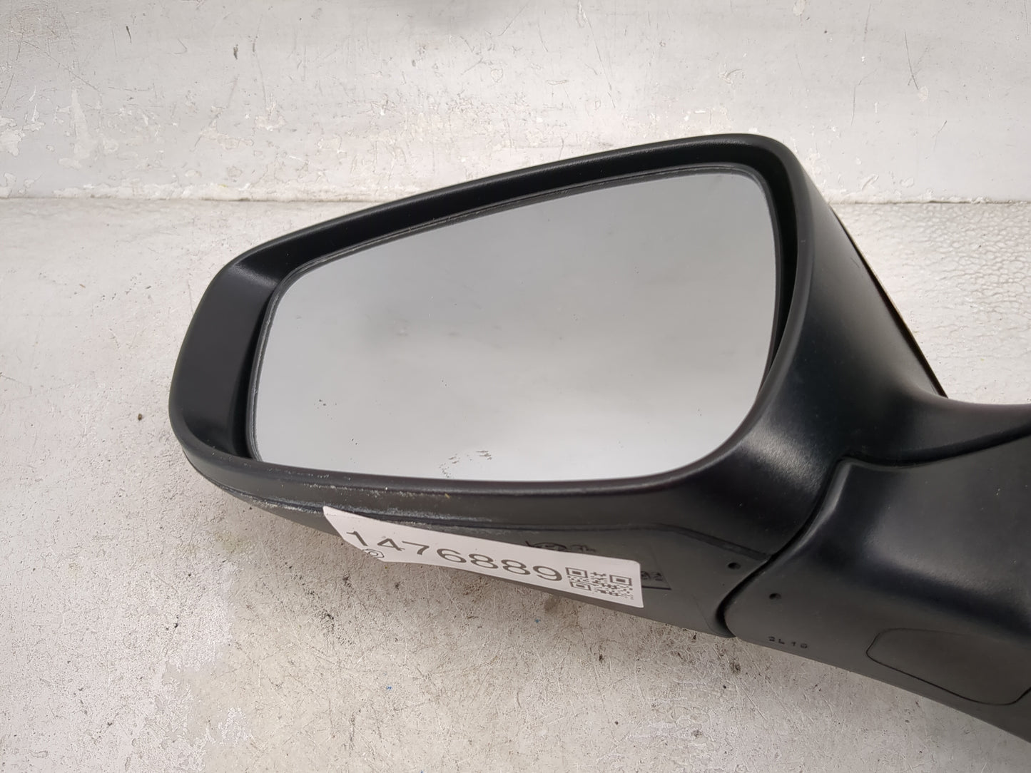 2012-2017 Hyundai Accent Driver Side View Mirror - Left Door Mirror OEM Used - Oemusedautoparts1.com