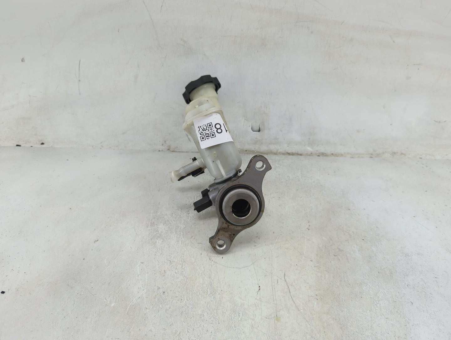 2012-2017 Hyundai Accent Brake Master Cylinder 1490518 - Oemusedautoparts1.com