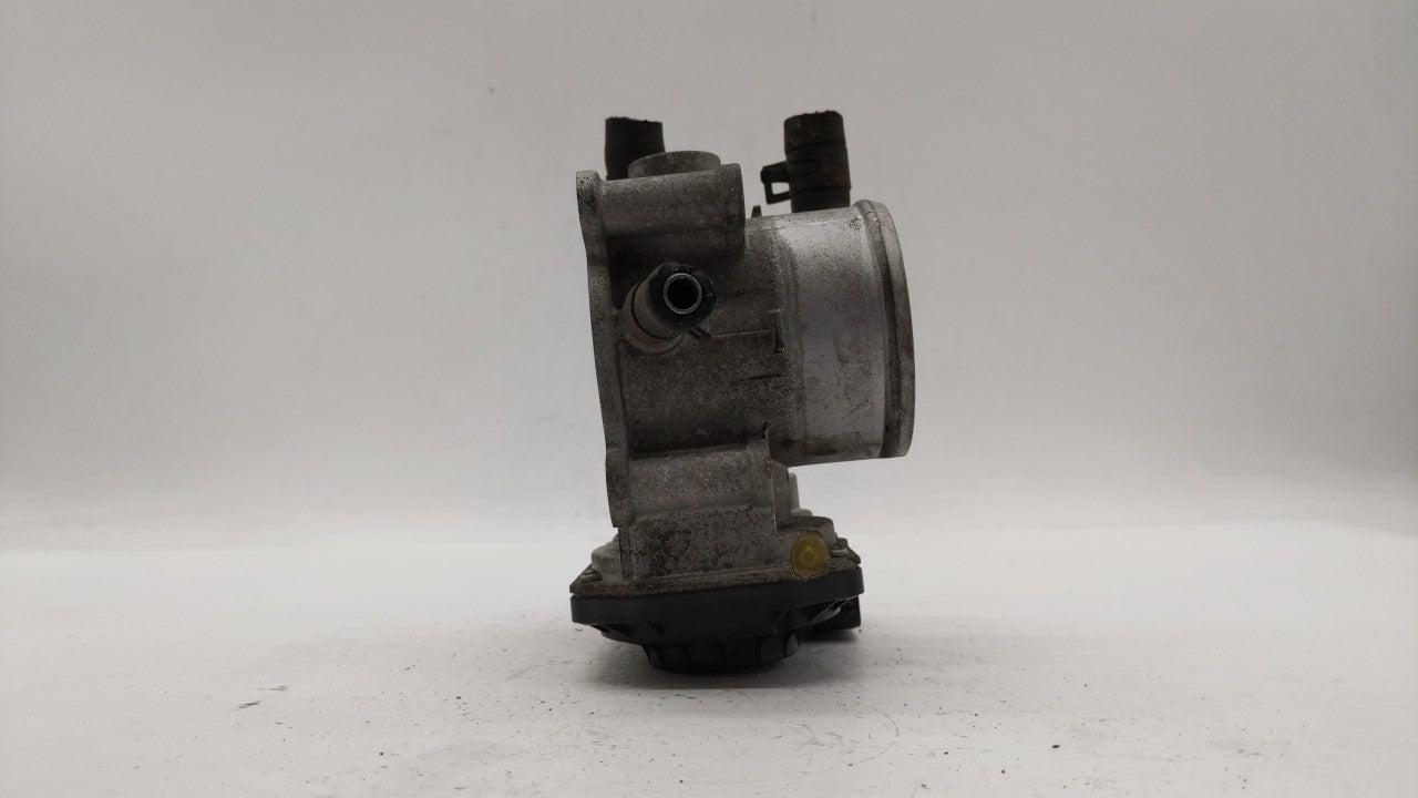 2012-2019 Hyundai Accent Throttle Body P/N:5302-1S02 35100-2B300 Fits Fits 2012 2013 2014 2015 2016 2017 2018 2019 OEM Used 