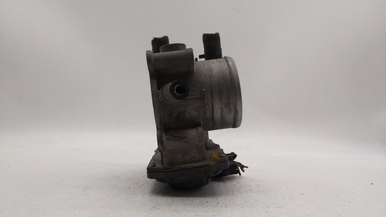 2012-2019 Hyundai Accent Throttle Body P/N:5302-1S02 35100-2B300 Fits Fits 2012 2013 2014 2015 2016 2017 2018 2019 OEM Used 