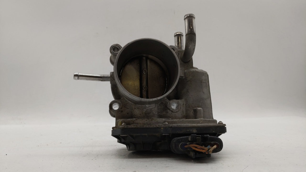 2012-2019 Hyundai Accent Throttle Body P/N:5302-1S02 35100-2B300 Fits Fits 2012 2013 2014 2015 2016 2017 2018 2019 OEM Used 