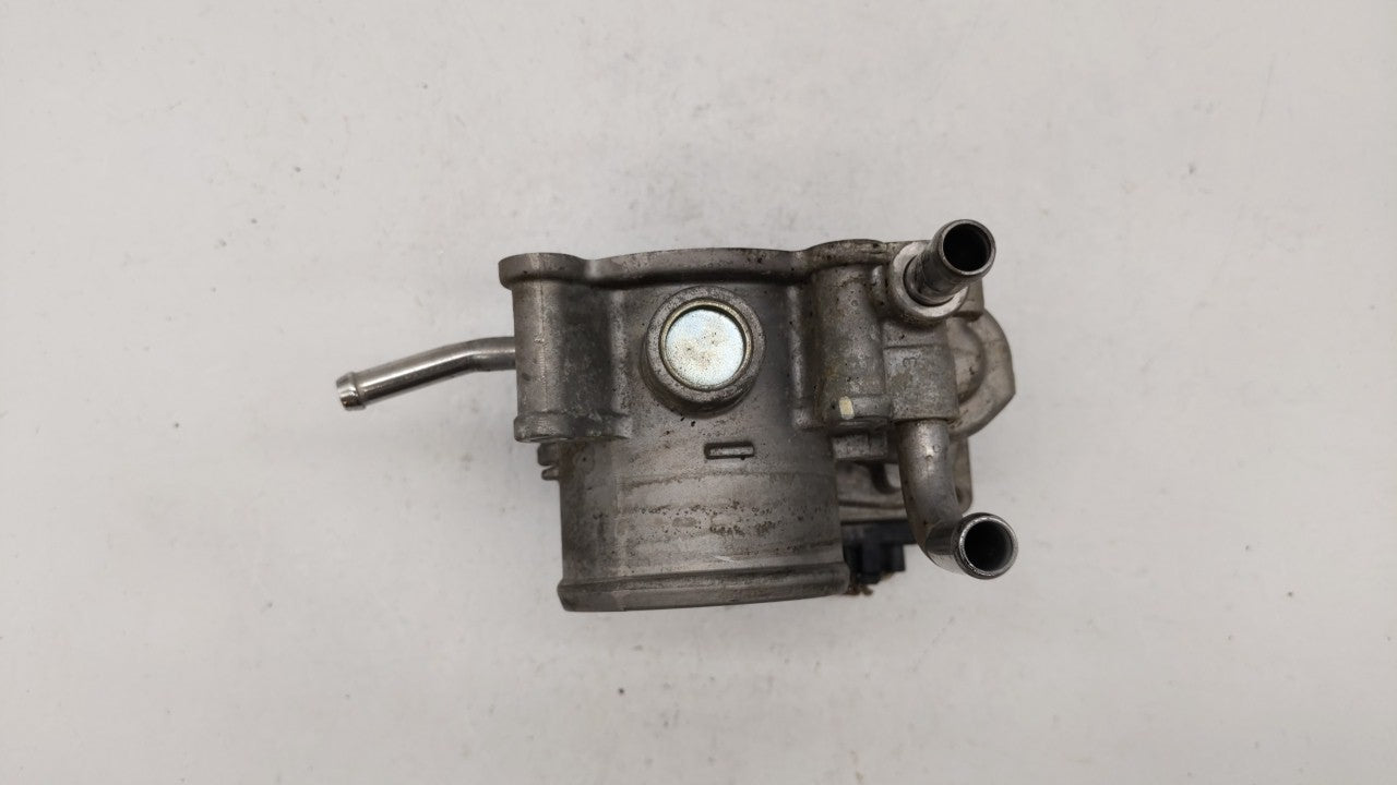 2012-2019 Hyundai Accent Throttle Body P/N:5302-1S02 35100-2B300 Fits Fits 2012 2013 2014 2015 2016 2017 2018 2019 OEM Used 