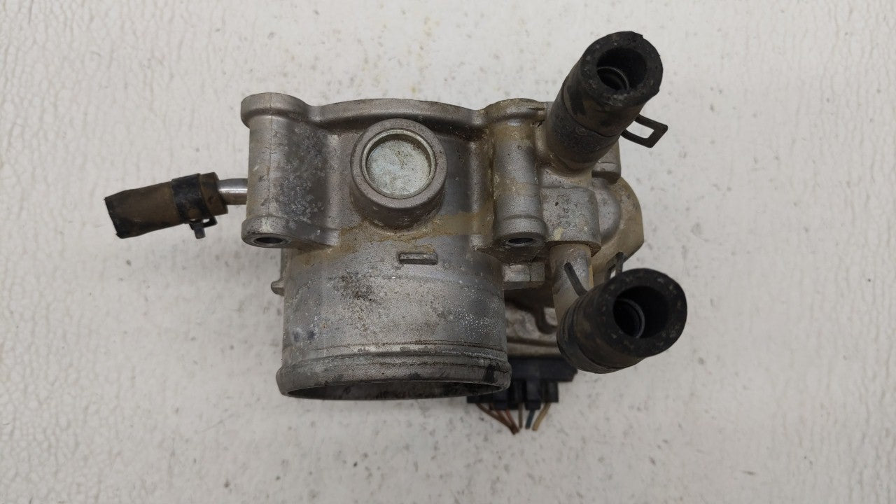 2012-2019 Hyundai Accent Throttle Body P/N:5302-1S02 35100-2B300 Fits Fits 2012 2013 2014 2015 2016 2017 2018 2019 OEM Used 