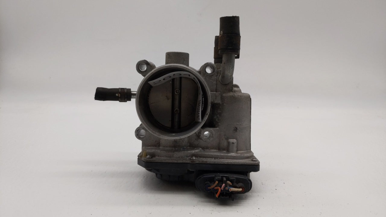 2012-2019 Hyundai Accent Throttle Body P/N:5302-1S02 35100-2B300 Fits Fits 2012 2013 2014 2015 2016 2017 2018 2019 OEM Used 