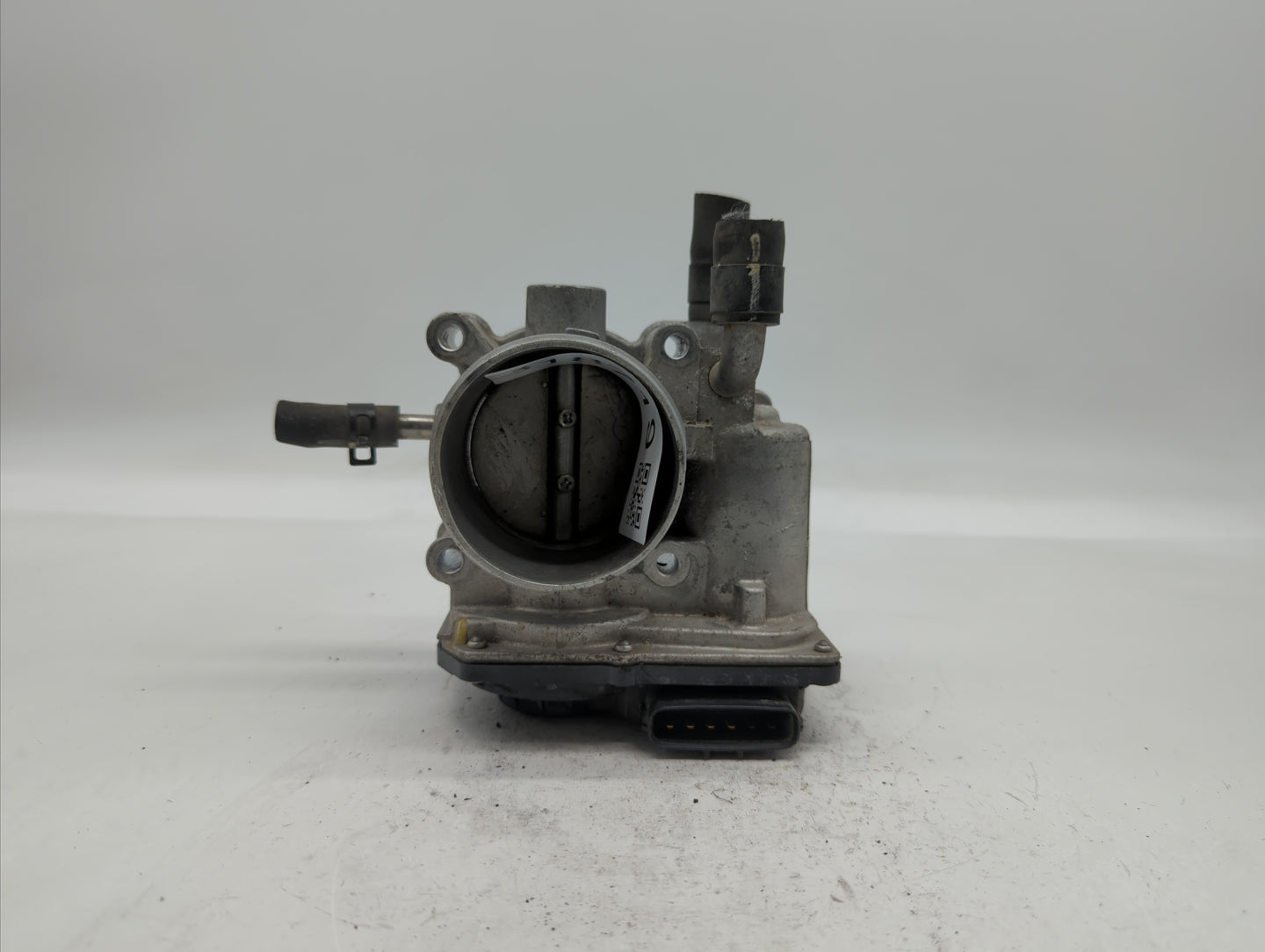 2012-2019 Hyundai Accent Throttle Body P/N:35100-2B310 5302-1S02, 35100-2B300 Fits Fits 2012 2013 2014 2015 2016 2017 2018 2