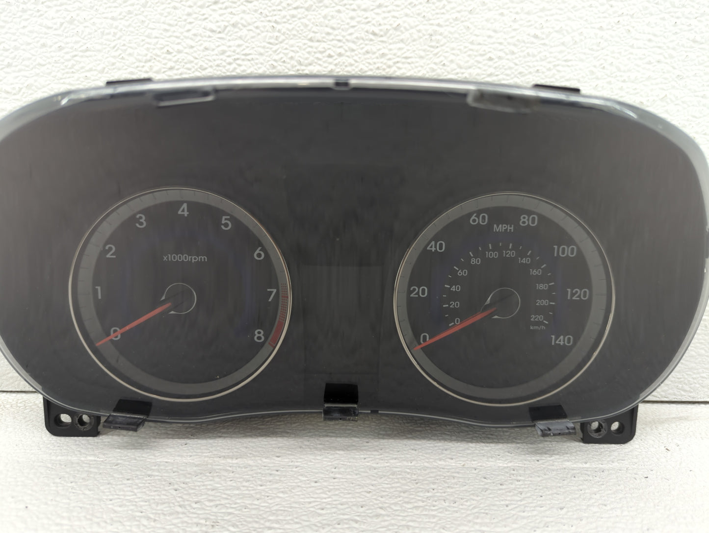 2012-2013 Hyundai Accent Instrument Cluster Speedometer Gauges P/N:94001-R1530 94001-1R030 Fits Fits 2012 2013 OEM Used Auto