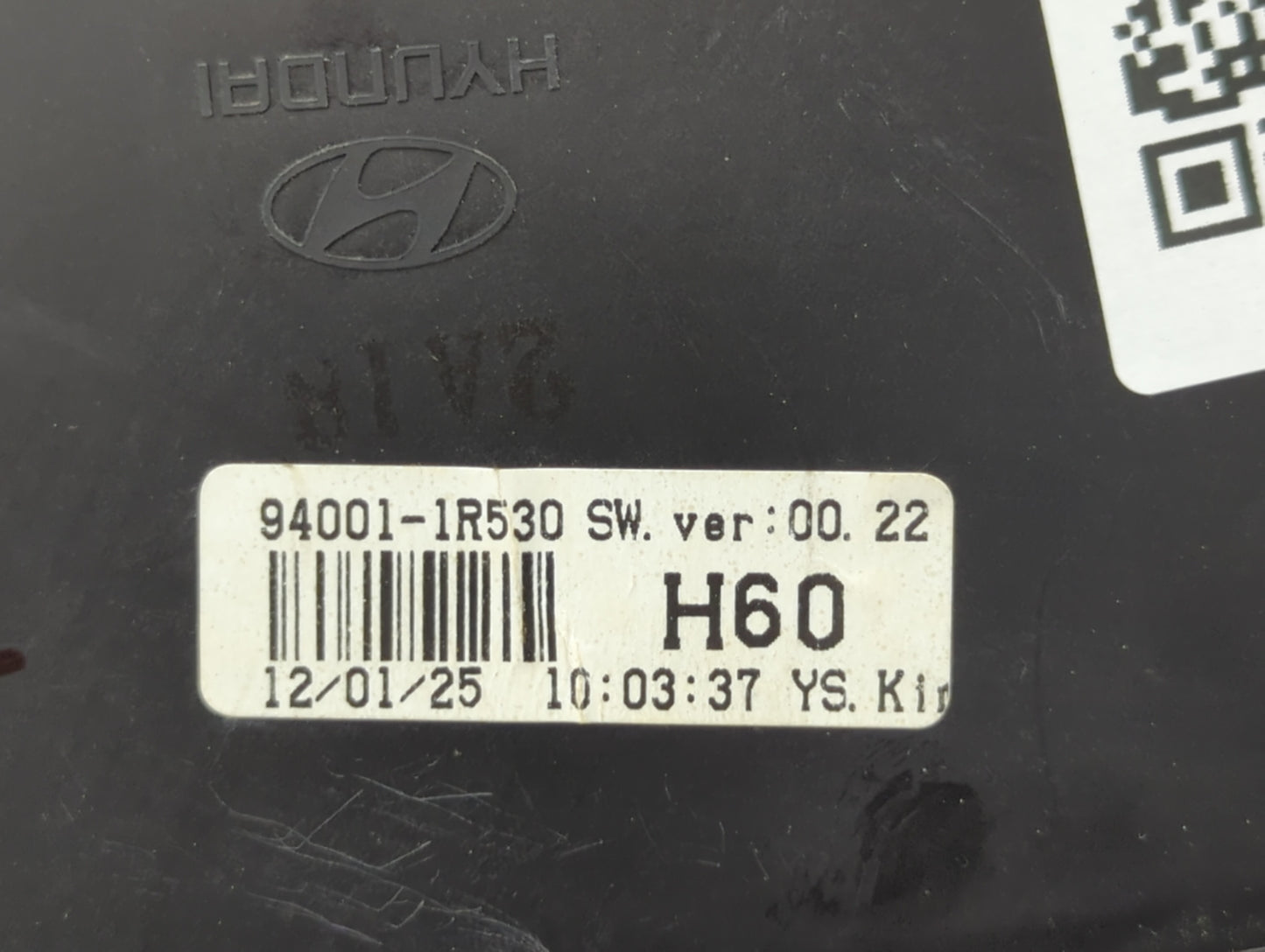 2012-2013 Hyundai Accent Instrument Cluster Speedometer Gauges P/N:94001-R1530 94001-1R030 Fits Fits 2012 2013 OEM Used Auto