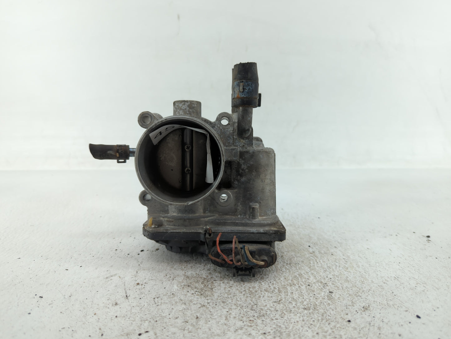 2012-2019 Hyundai Accent Throttle Body P/N:35100-2B300 Fits Fits 2012 2013 2014 2015 2016 2017 2018 2019 OEM Used Auto Parts