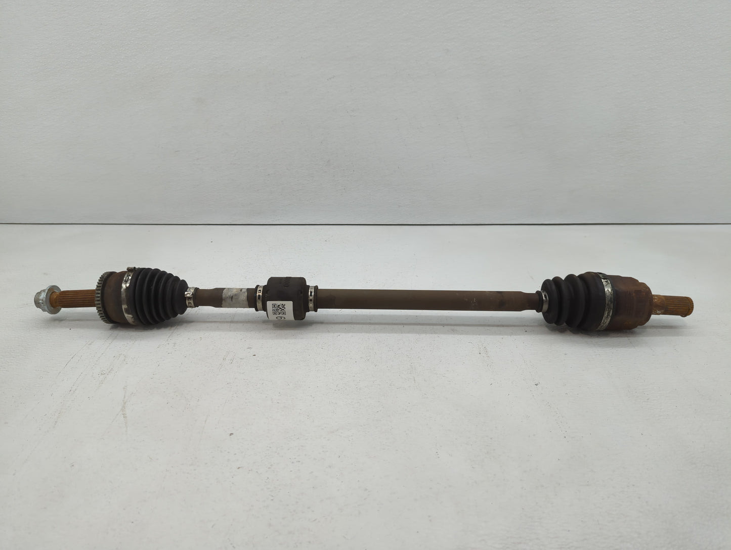 2012-2017 Hyundai Accent Axle Shaft Front Passenger Cv C/v - Oemusedautoparts1.com