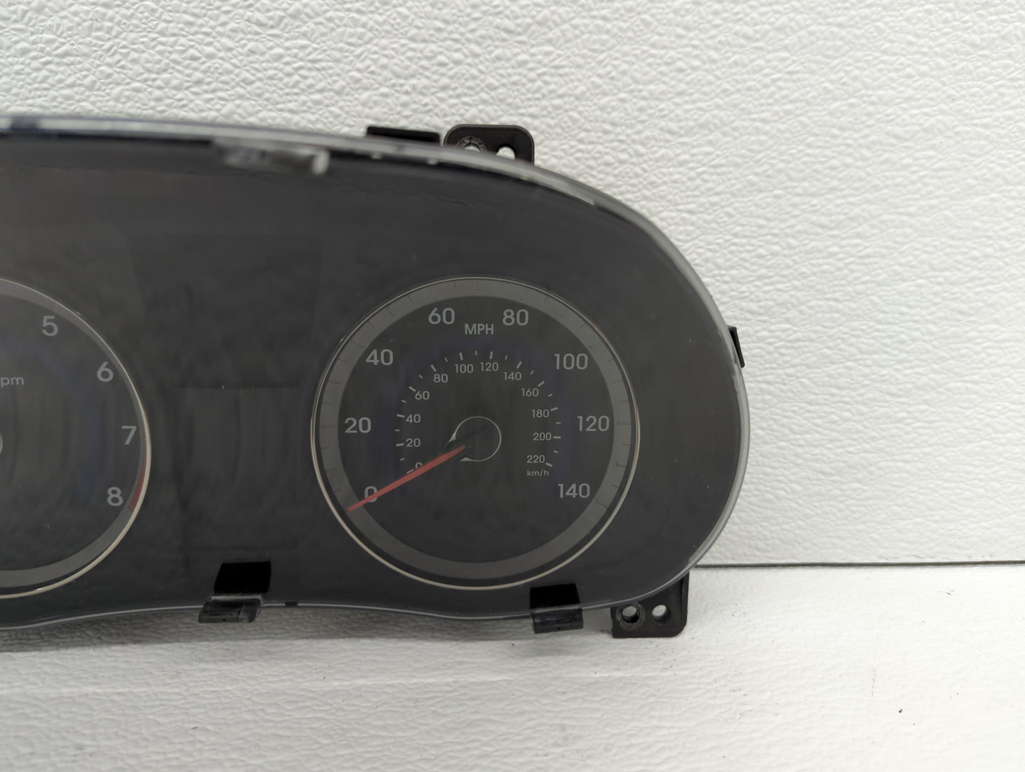 2012-2013 Hyundai Accent Instrument Cluster Speedometer Gauges P/N:94001-1R000 94001-1R020 Fits Fits 2012 2013 OEM Used Auto