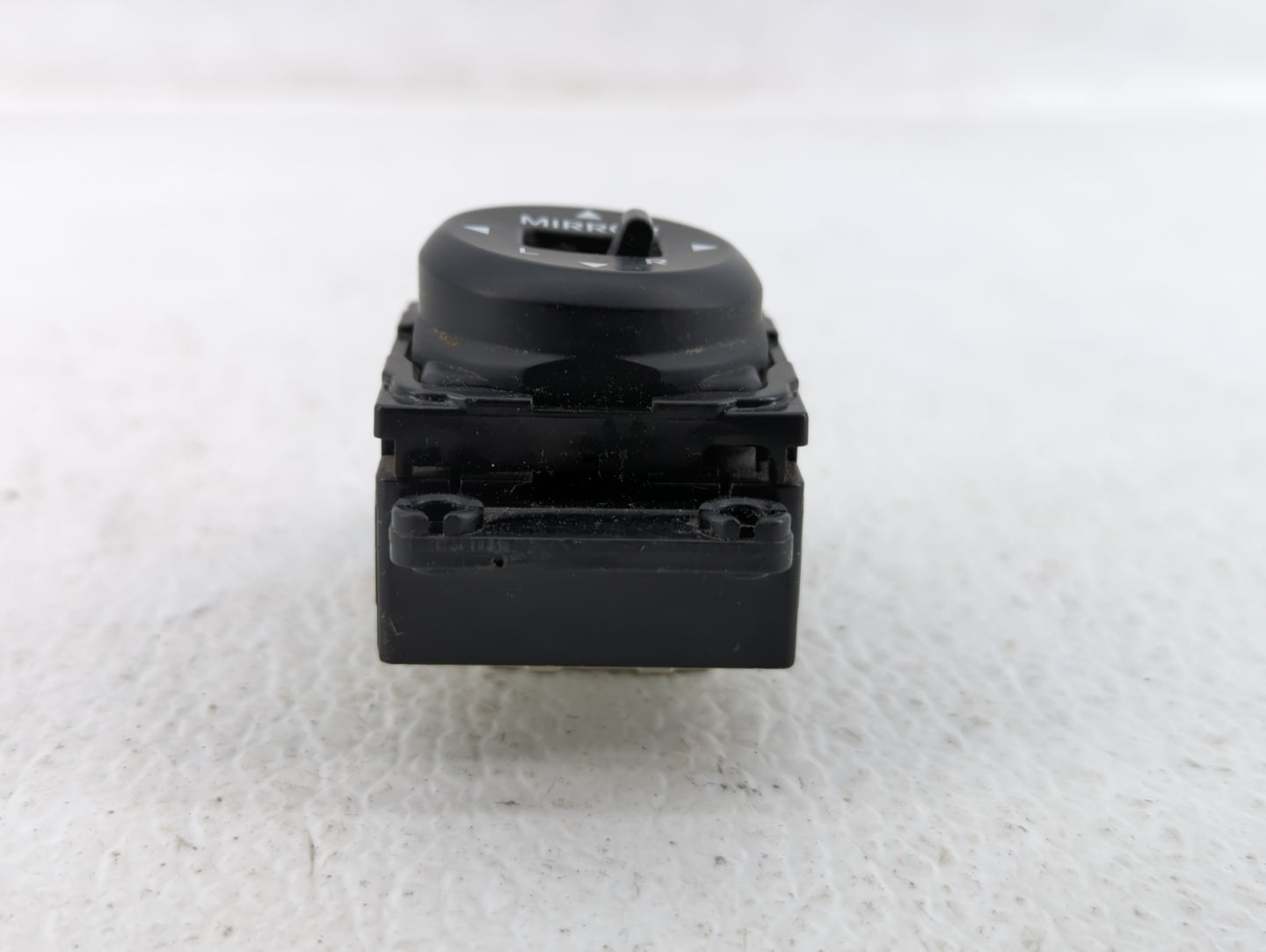 2012-2017 Hyundai Accent Master Power Window Switch Replacement Driver Side Left P/N:39F480-1110 Fits OEM Used Auto Parts - 