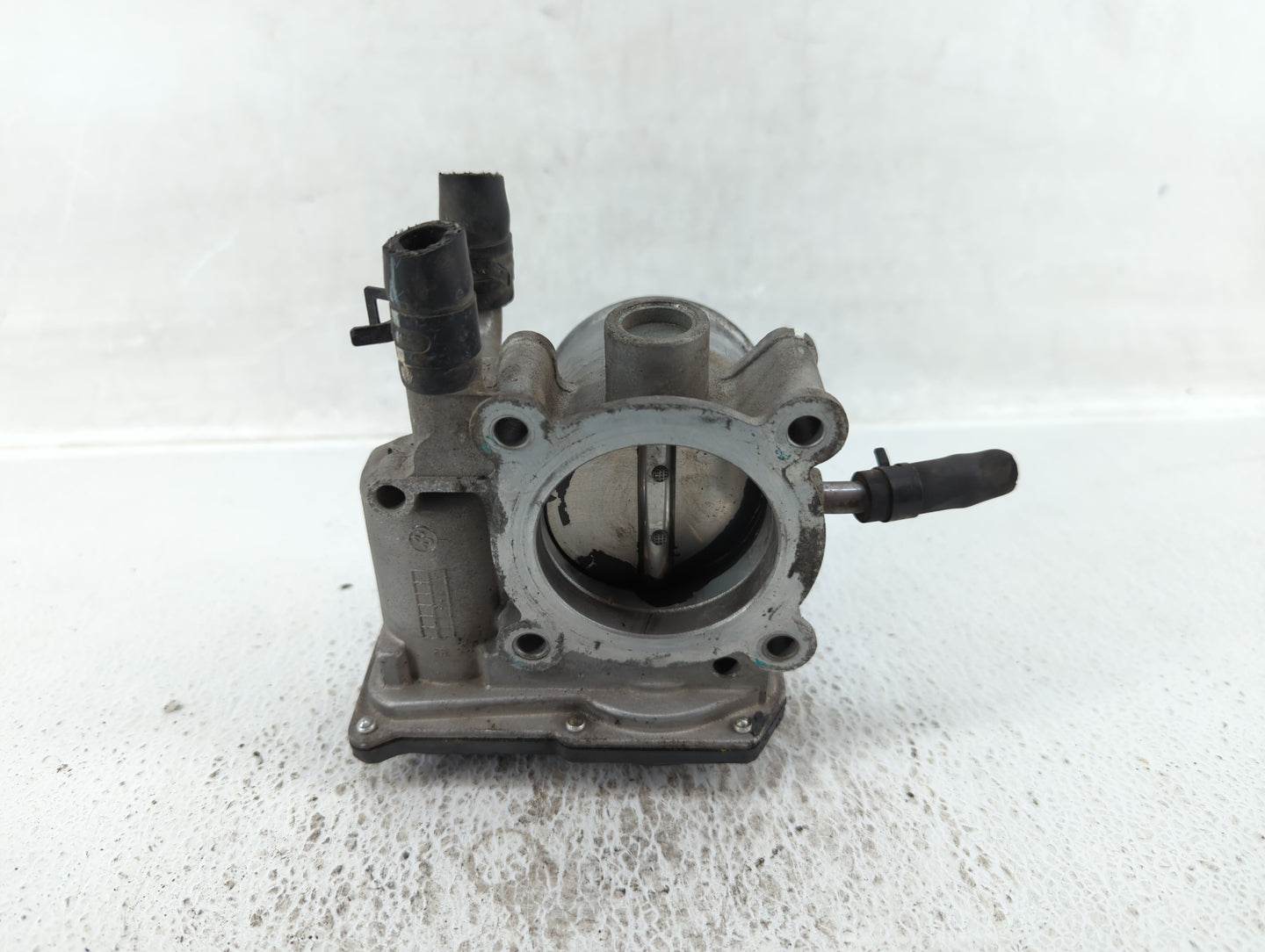 2012-2019 Hyundai Accent Throttle Body P/N:35100-2E000 35100-2B300 Fits Fits 2012 2013 2014 2015 2016 2017 2018 2019 OEM Use
