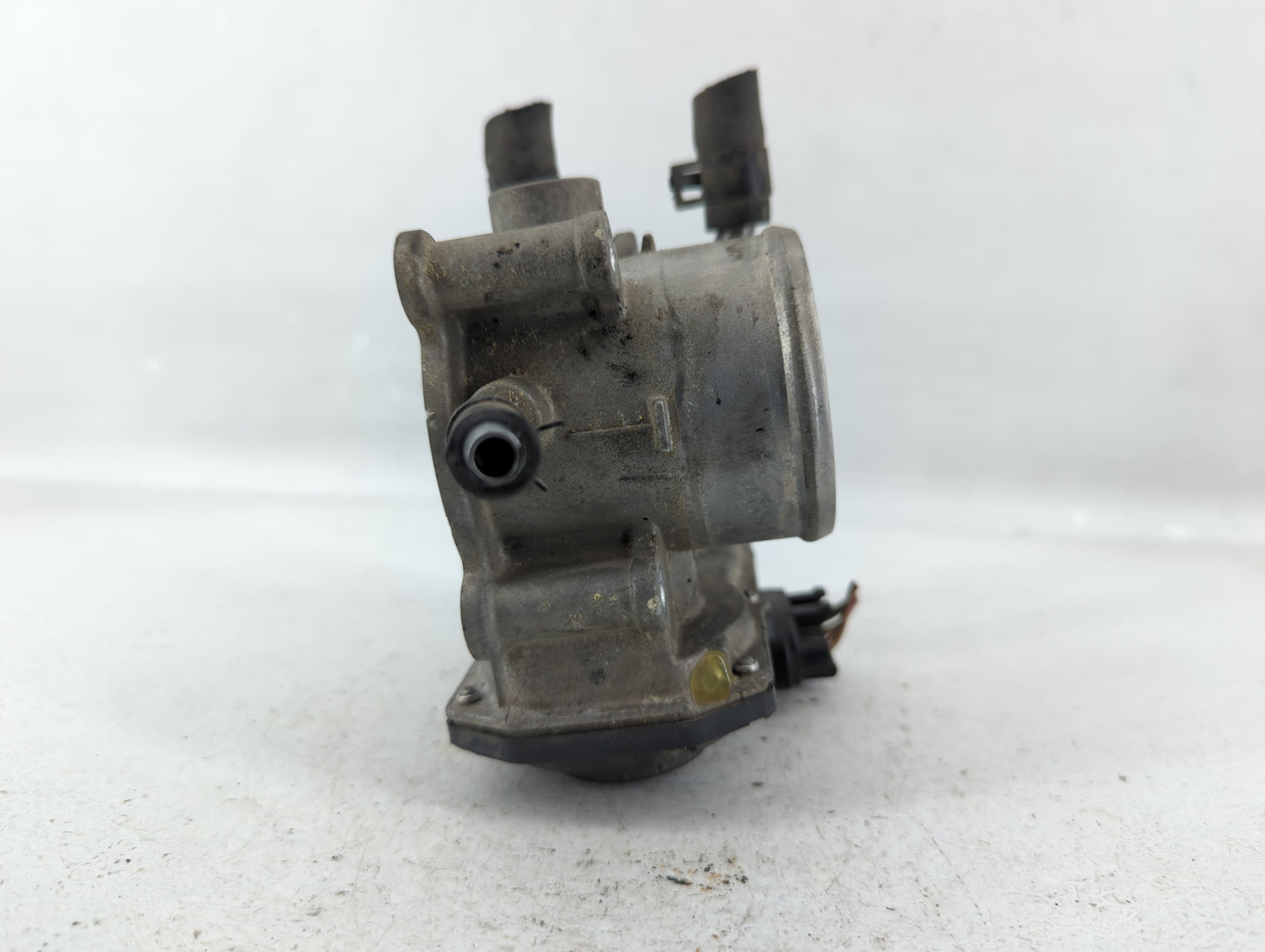 2012-2019 Hyundai Accent Throttle Body P/N:5301 3P24 35100-2B300 Fits Fits 2012 2013 2014 2015 2016 2017 2018 2019 OEM Used 