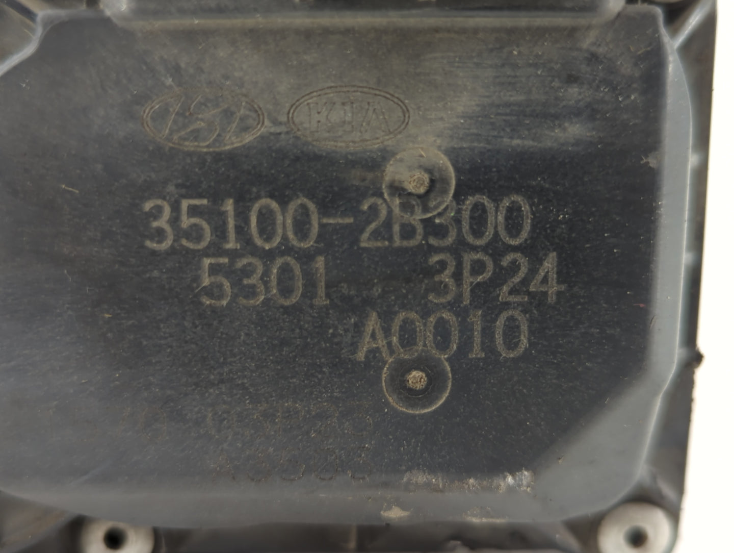 2012-2019 Hyundai Accent Throttle Body P/N:5301 3P24 35100-2B300 Fits Fits 2012 2013 2014 2015 2016 2017 2018 2019 OEM Used 