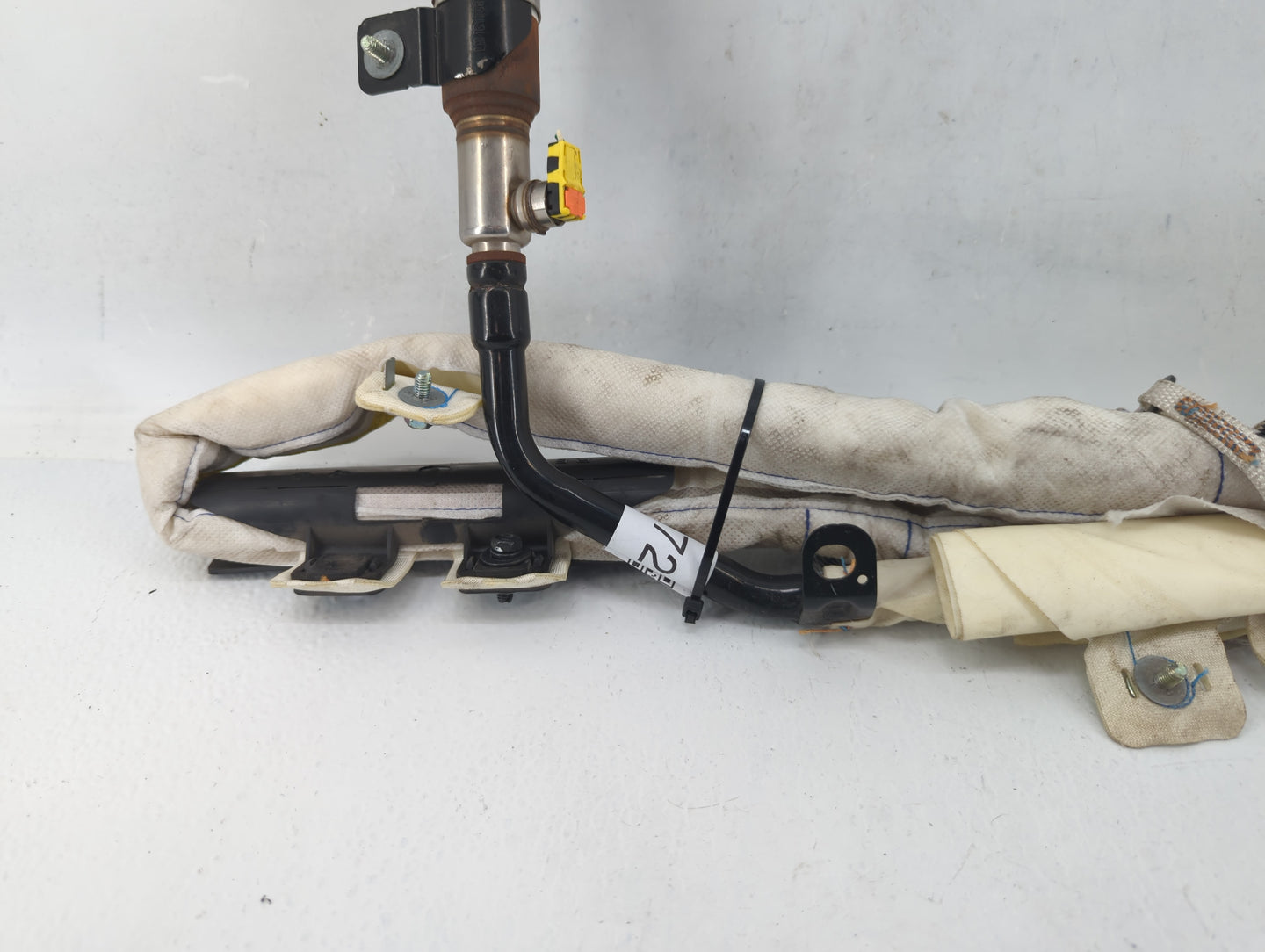 2012-2014 Hyundai Accent Air Bag Driver Left Steering Wheel Mounted P/N:85010-1R200 Fits Fits 2012 2013 2014 OEM Used Auto P