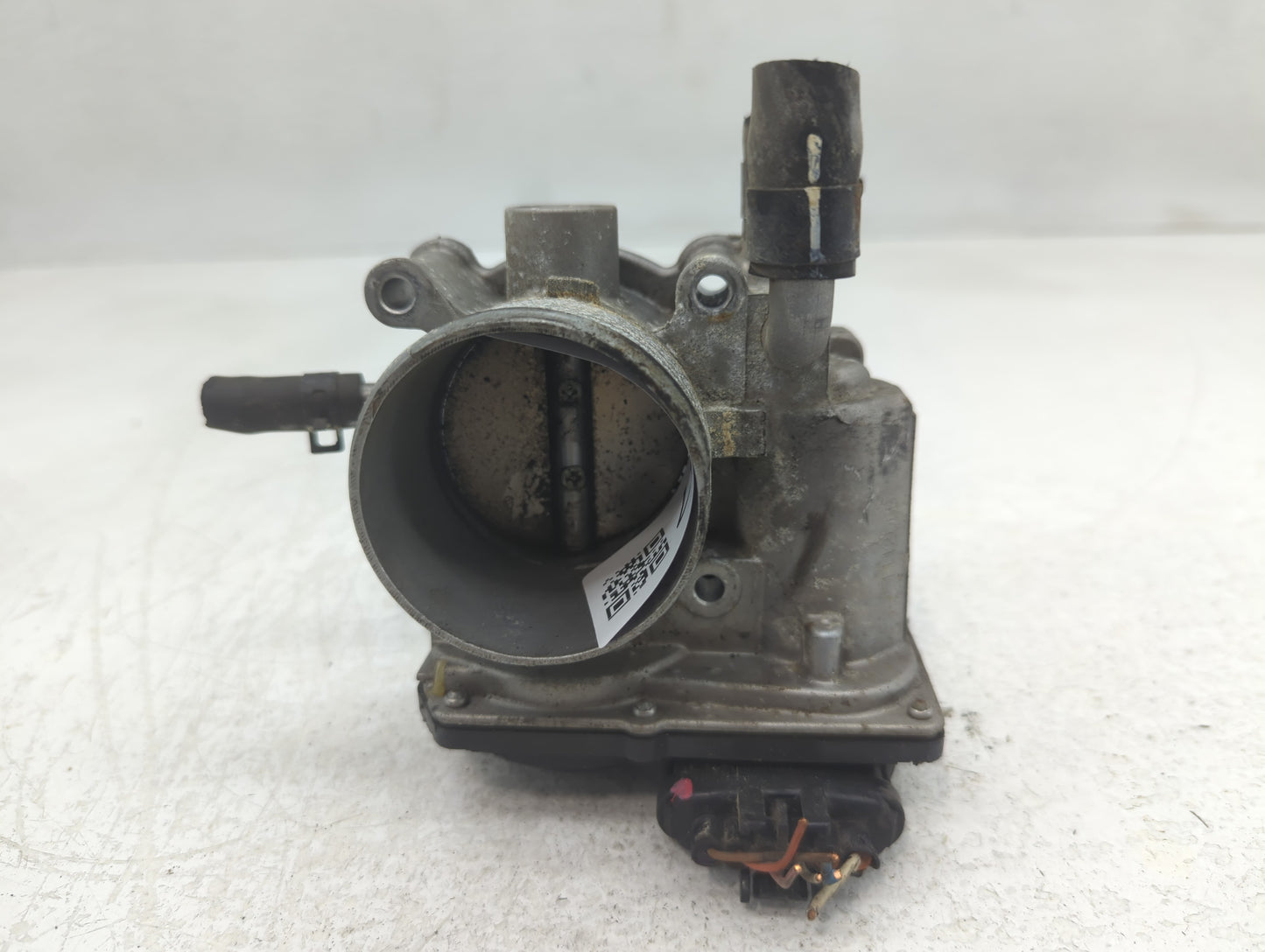 2012-2019 Hyundai Accent Throttle Body P/N:5301 12N16 35100-2B300 Fits Fits 2012 2013 2014 2015 2016 2017 2018 2019 OEM Used