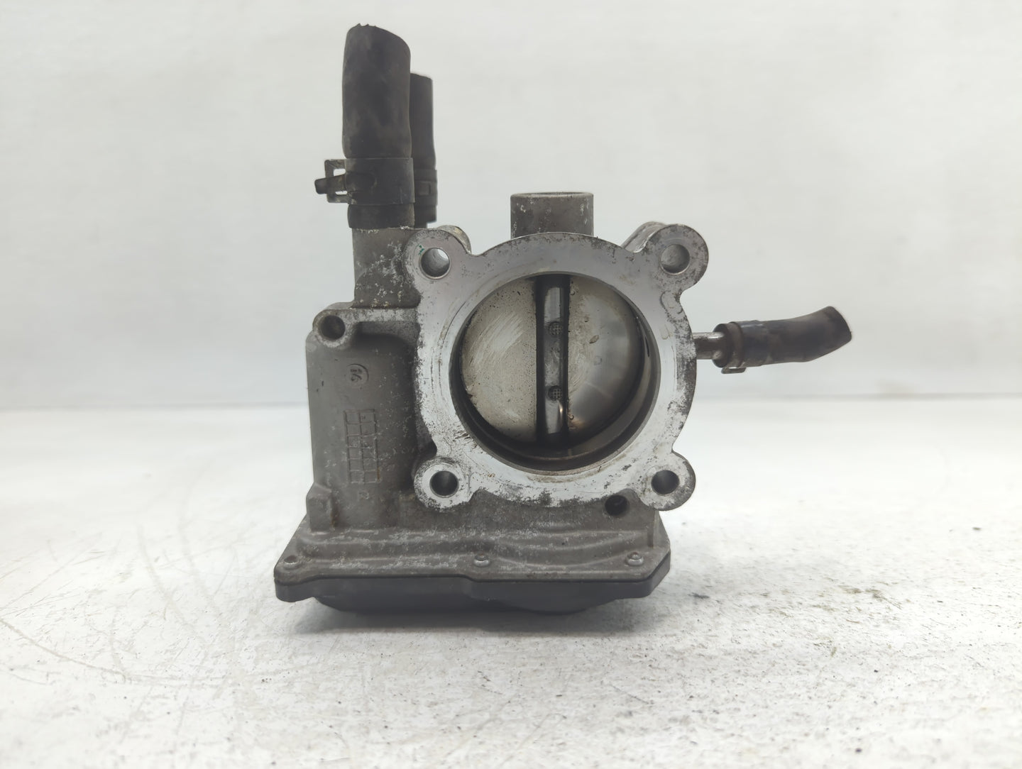 2012-2019 Hyundai Accent Throttle Body P/N:5301 3P24 35100-2B300 Fits Fits 2012 2013 2014 2015 2016 2017 2018 2019 OEM Used 