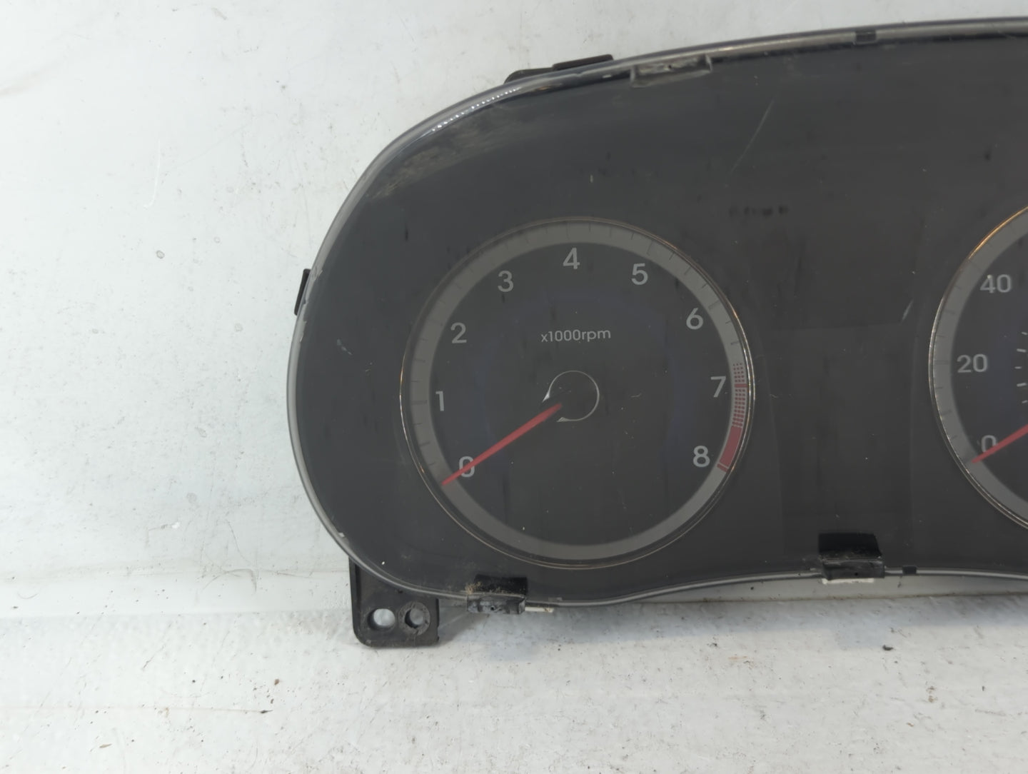 2012-2013 Hyundai Accent Instrument Cluster Speedometer Gauges P/N:94001-1R000 Fits Fits 2012 2013 OEM Used Auto Parts - Oem