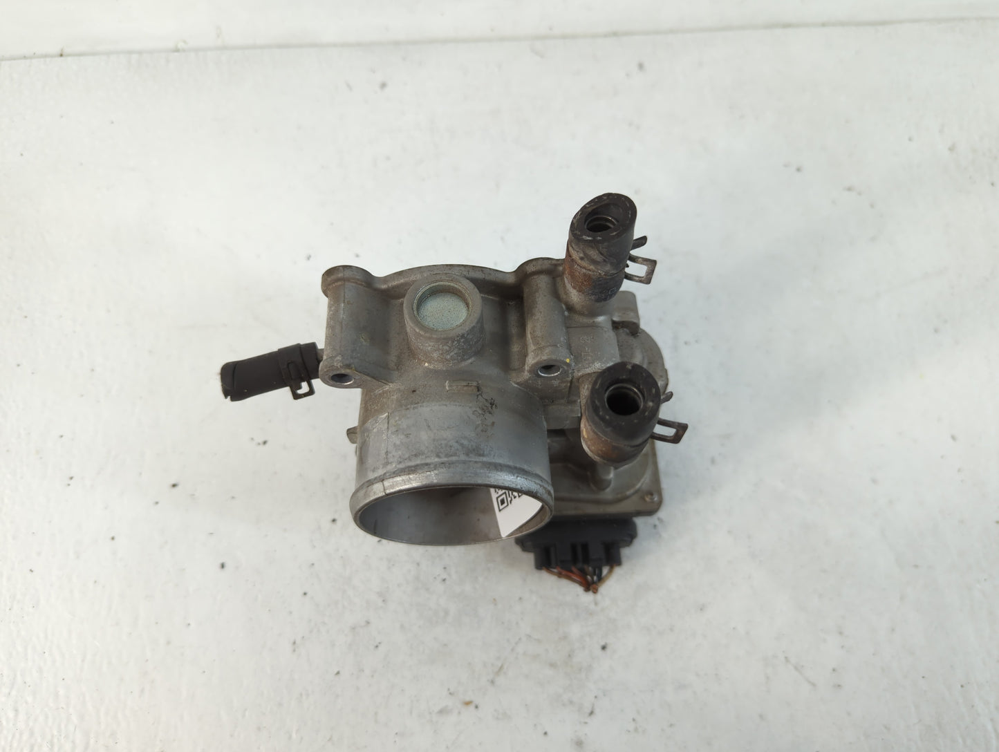 2012-2019 Hyundai Accent Throttle Body P/N:35100-2B300 Fits Fits 2012 2013 2014 2015 2016 2017 2018 2019 OEM Used Auto Parts