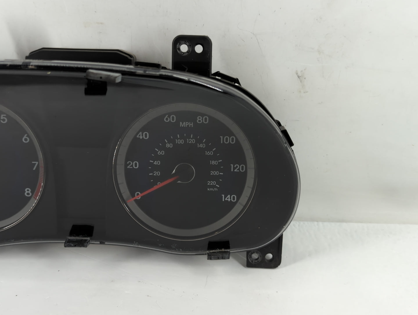 2012-2013 Hyundai Accent Instrument Cluster Speedometer Gauges P/N:94001-1R020 Fits Fits 2012 2013 OEM Used Auto Parts - Oem