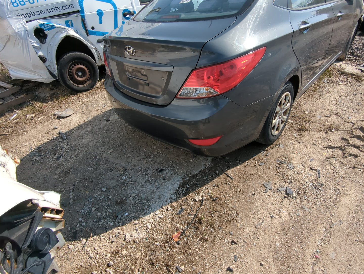 2012-2017 Hyundai Accent Rear Bumper Assembly Oem - Oemusedautoparts1.com