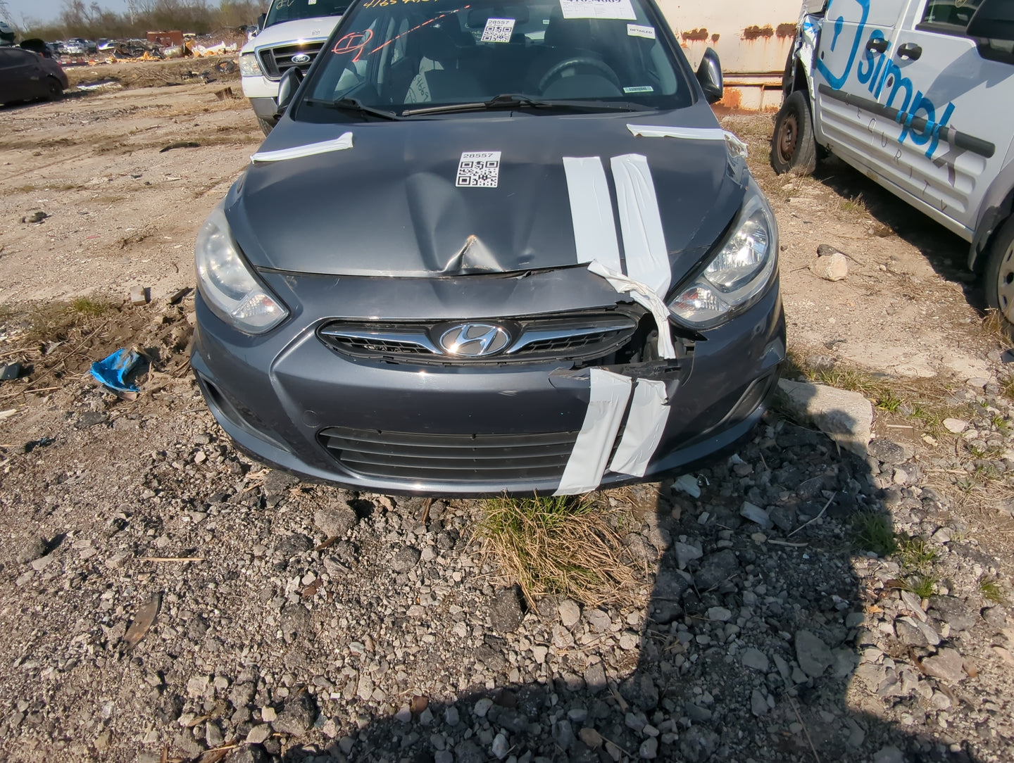 2012-2014 Hyundai Accent Front Grille Bumper Not Included - Oemusedautoparts1.com