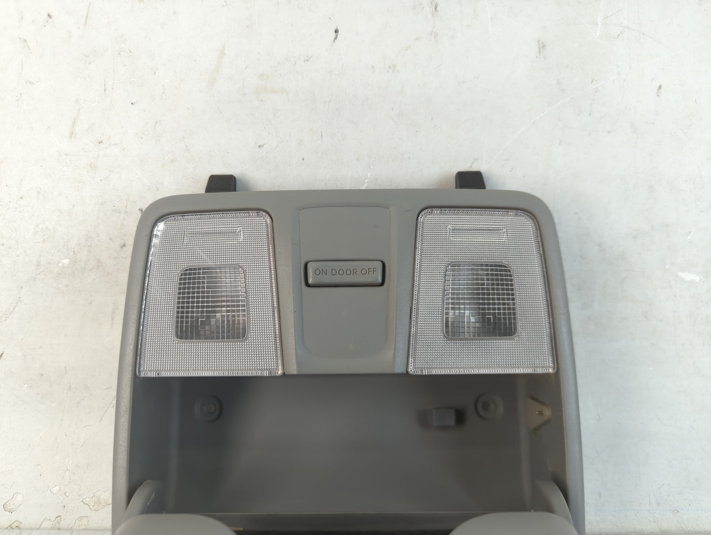 2012-2017 Hyundai Accent Overhead Roof Console 918774 - Oemusedautoparts1.com