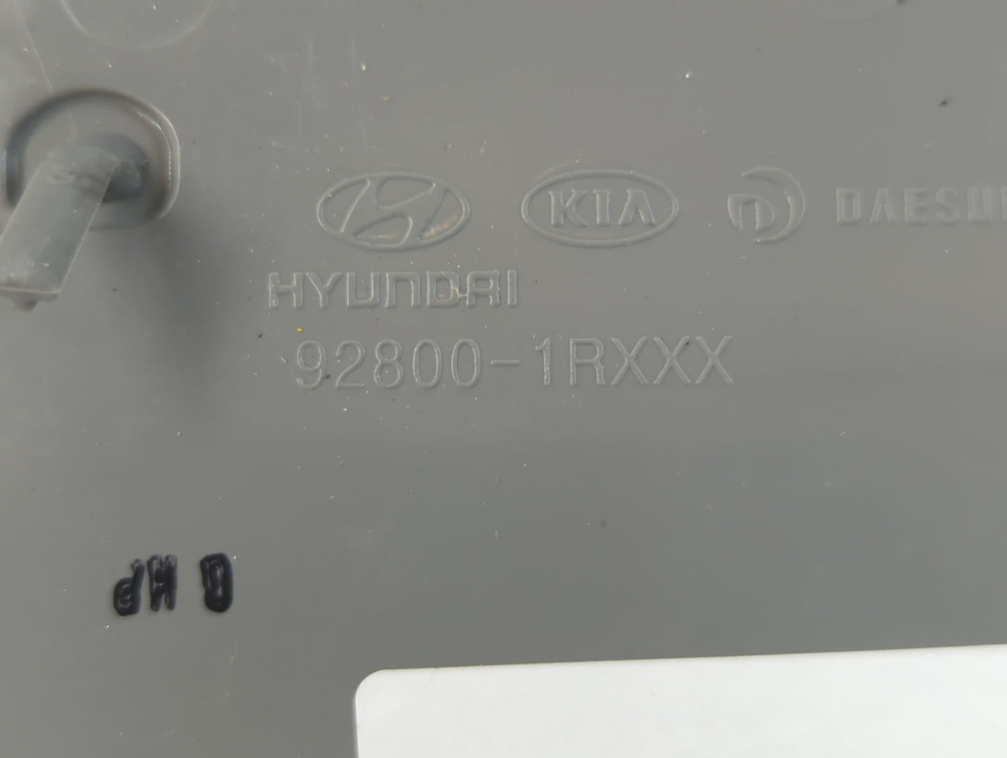 2012-2017 Hyundai Accent Overhead Roof Console 918774 - Oemusedautoparts1.com