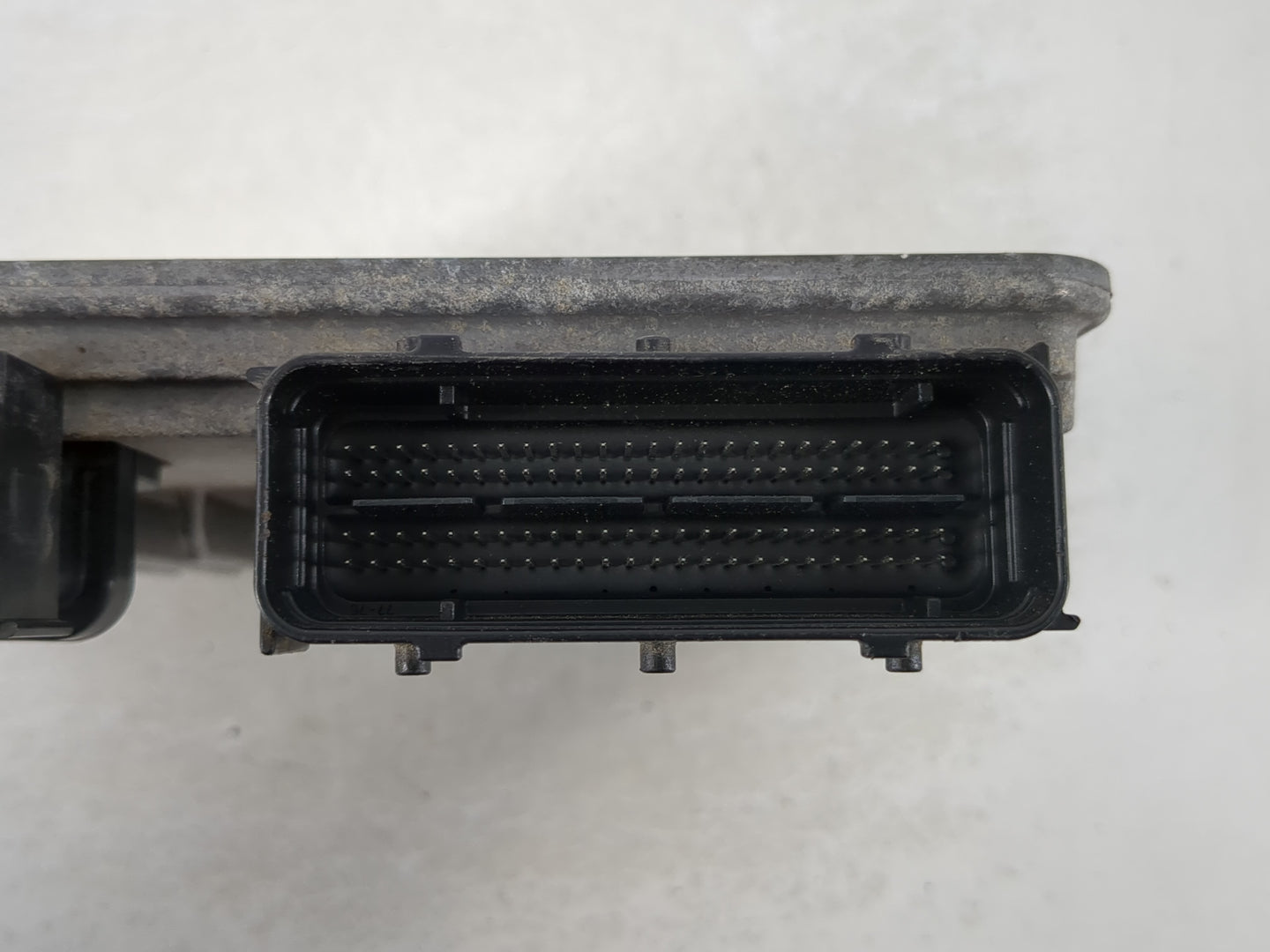 2012 Hyundai Azera PCM Engine Control Computer ECU ECM PCU OEM Fits OEM Used Auto Parts - Oemusedautoparts1.com
