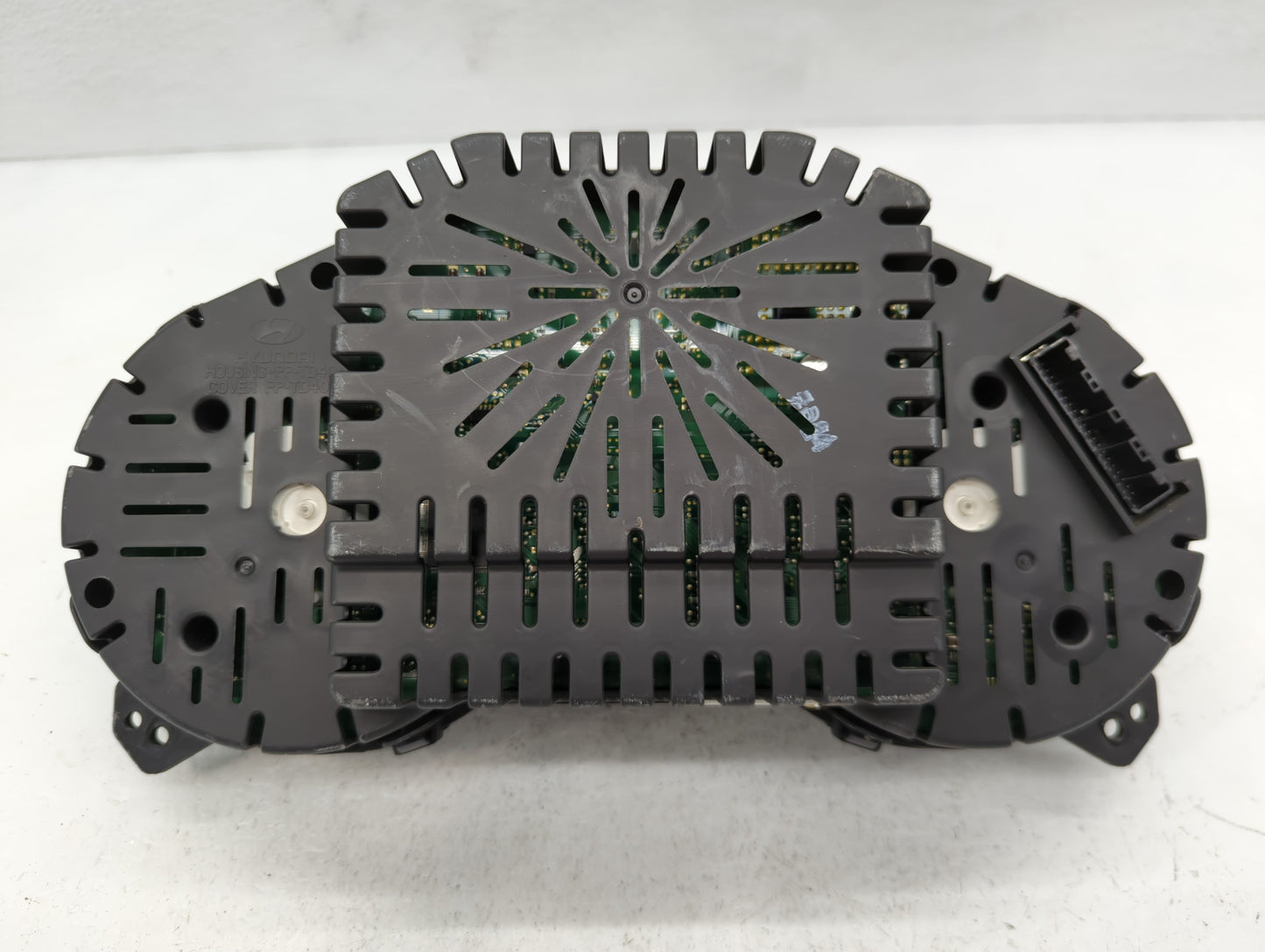 2012 Hyundai Azera Instrument Cluster Speedometer Gauges Fits OEM Used Auto Parts - Oemusedautoparts1.com