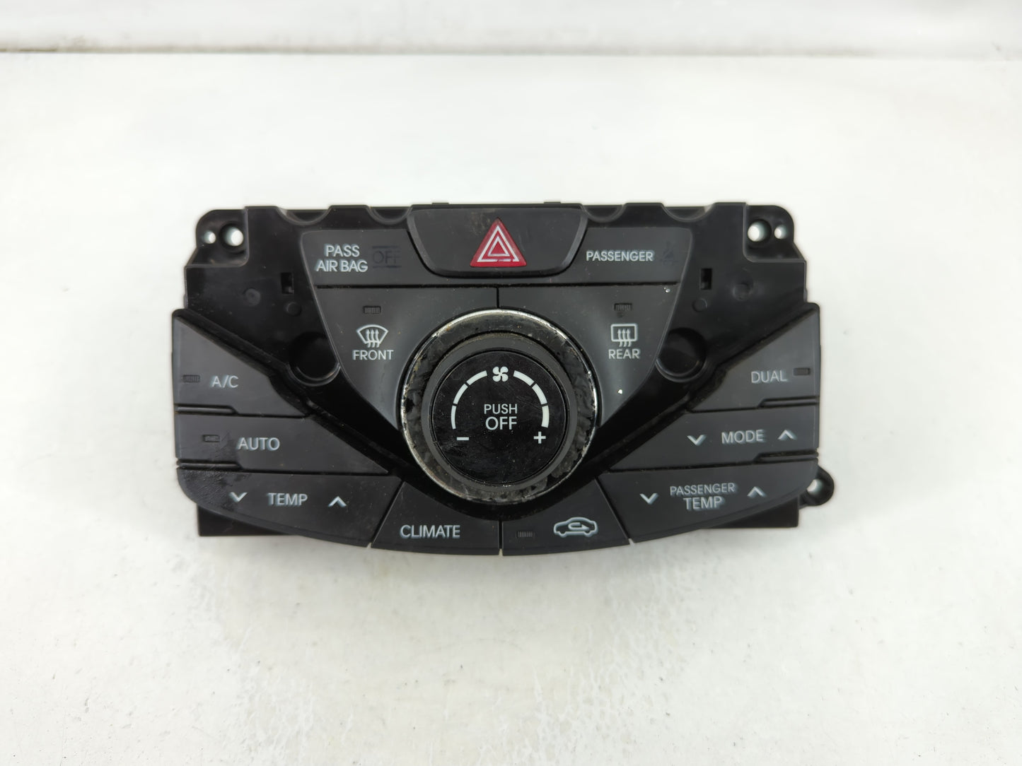 2012 Hyundai Azera Climate Control Module Temperature AC/Heater Replacement P/N:7HGX55HEI119 ATC7-TRACEABILIT Fits OEM Used 